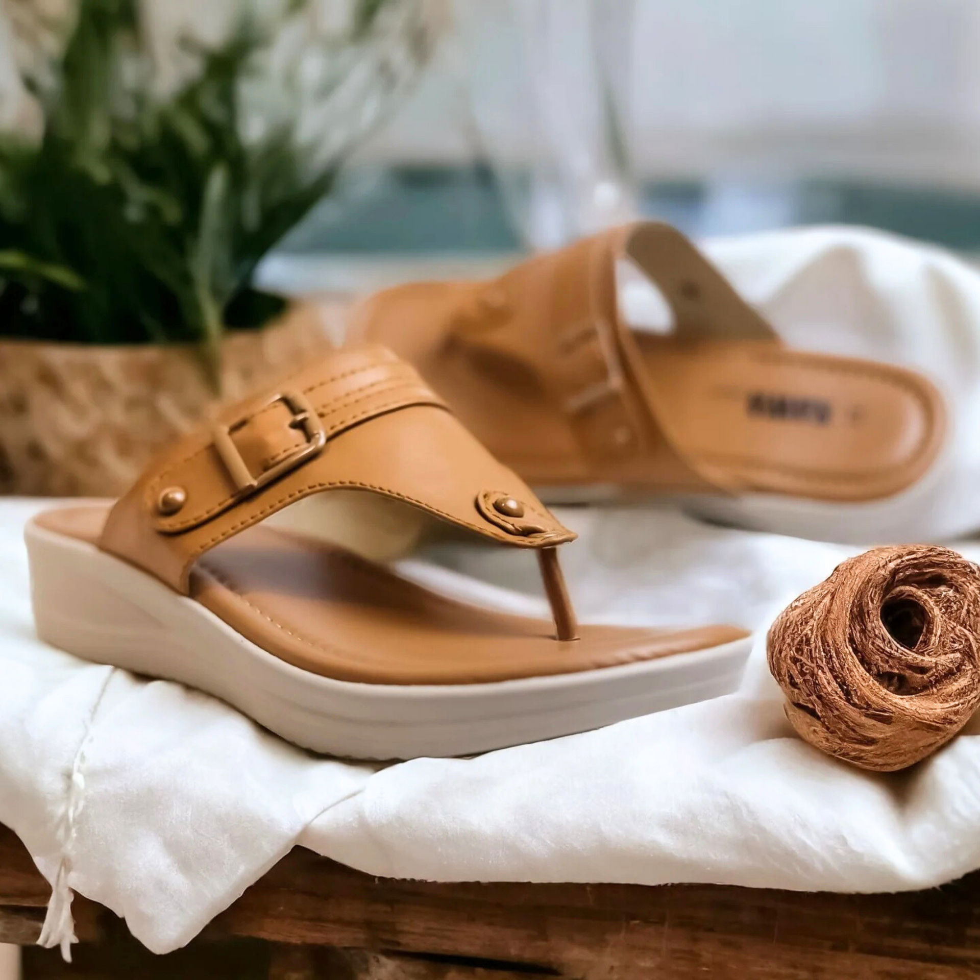 MUSTARD CASUAL SLIPPERS 425 MS