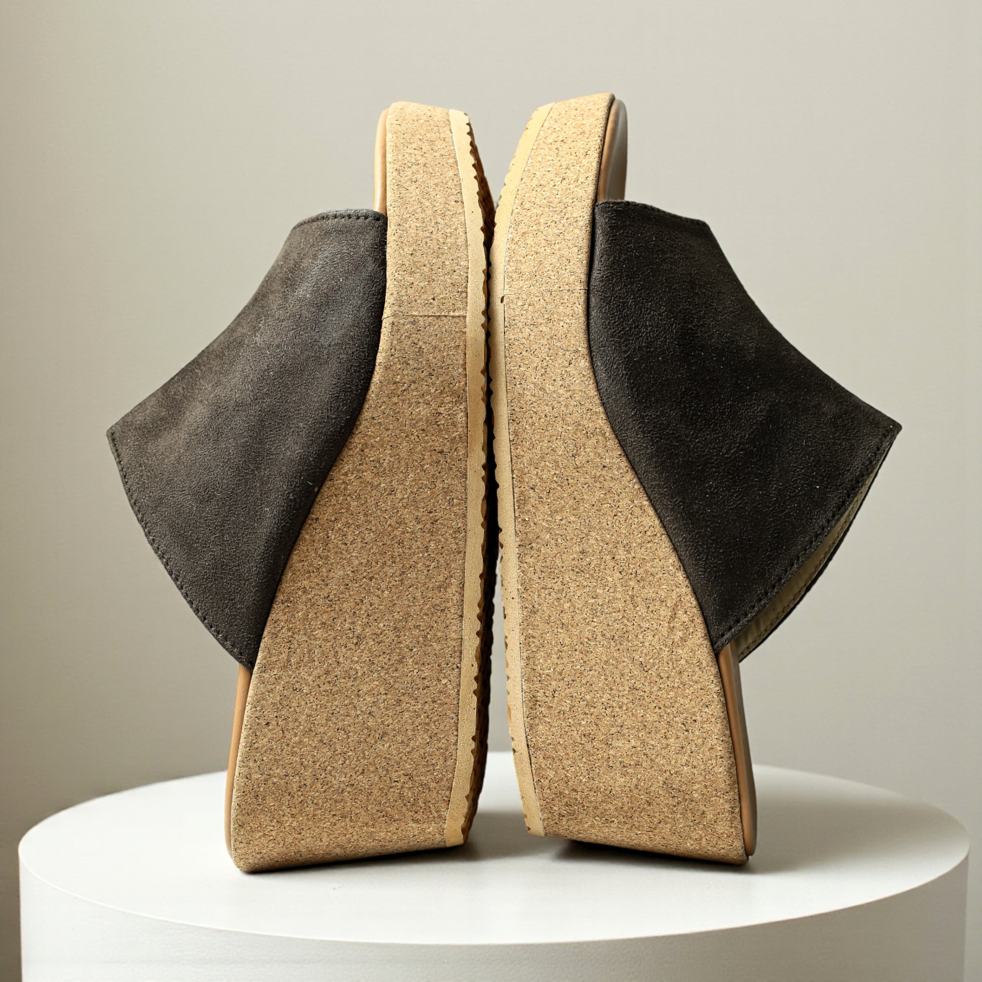 BROWN CASUAL WEDGES 733 BR