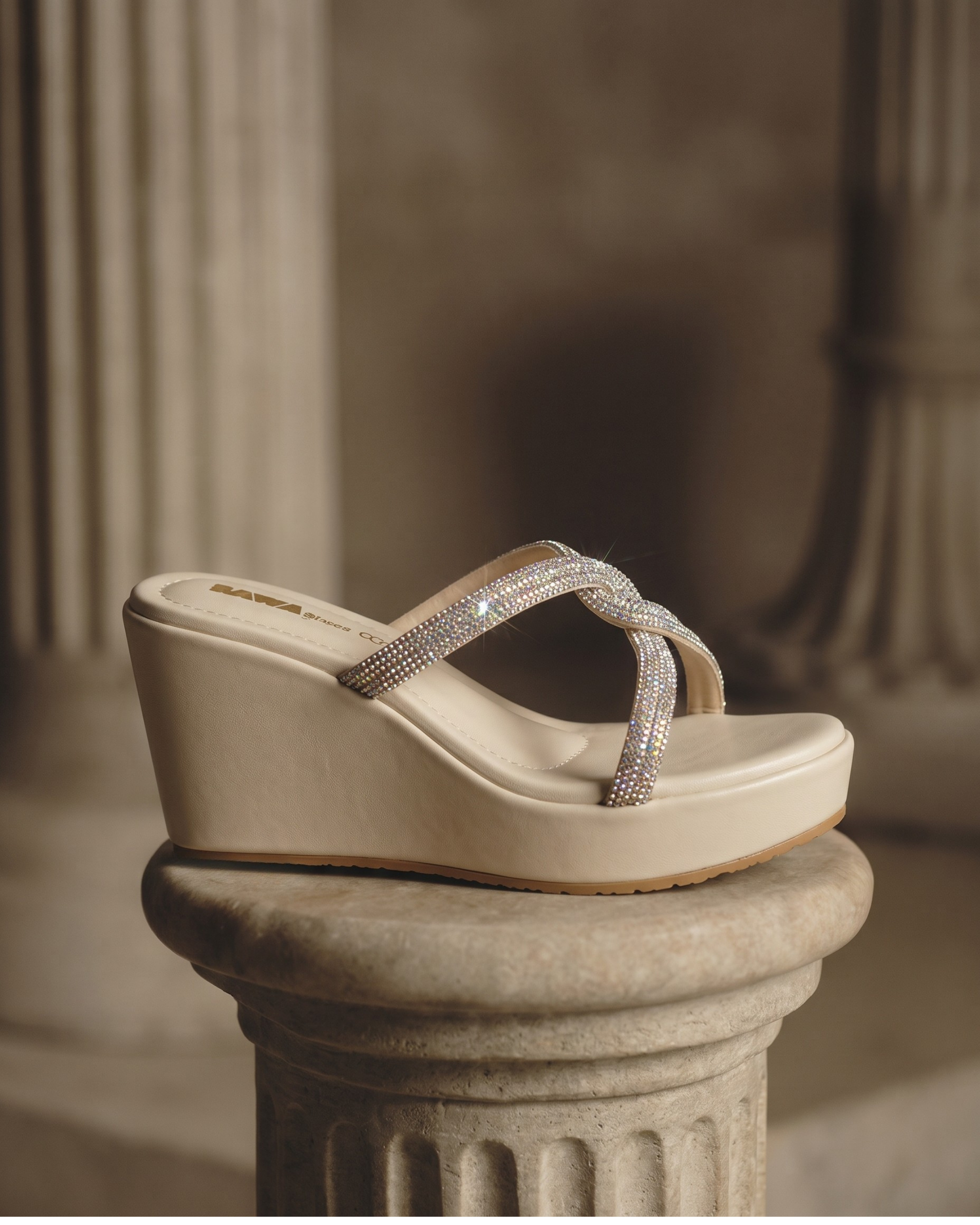 Fawn Fancy Wedges 713 F