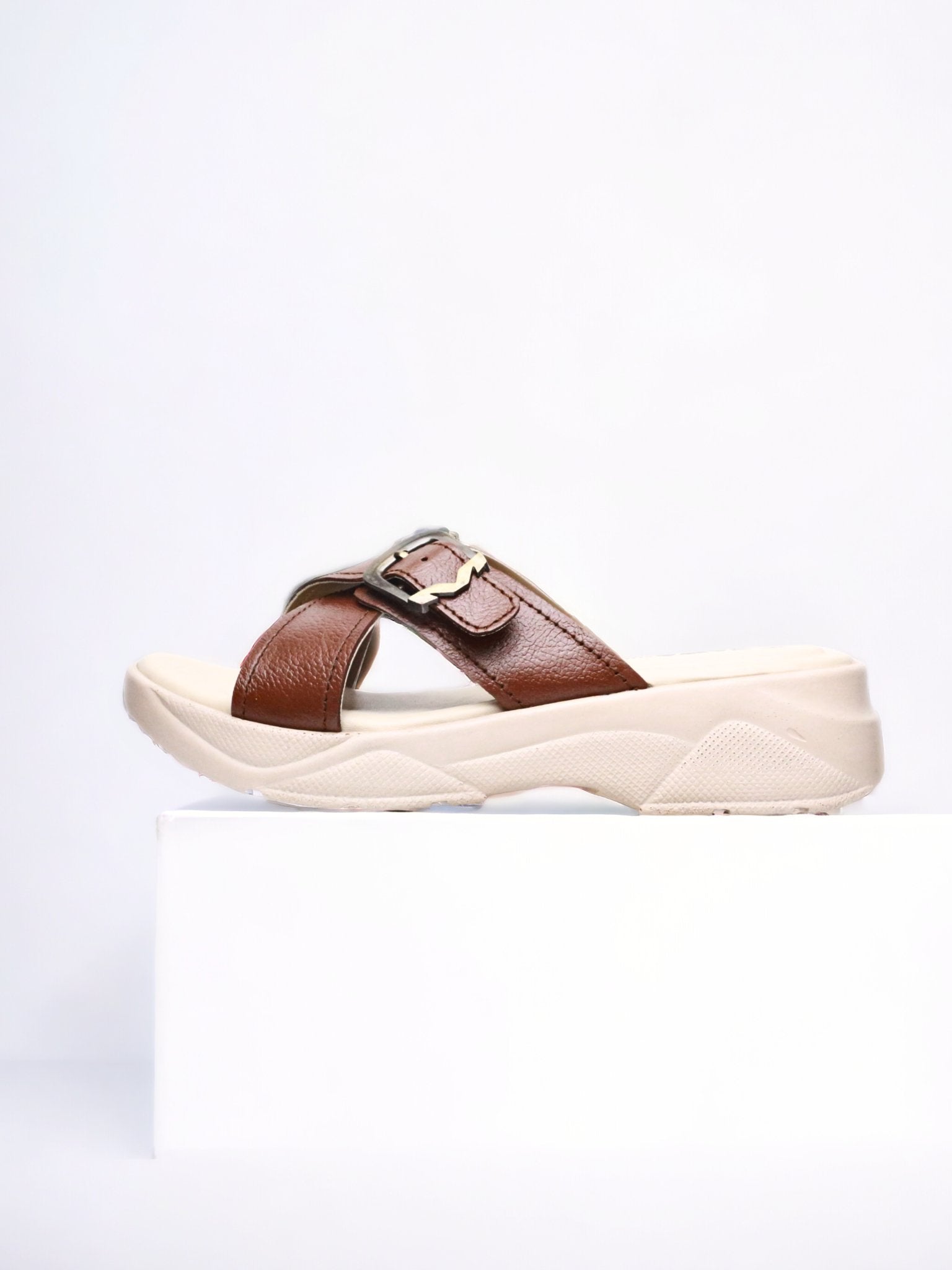 402 BR - Sawa.pkWomen #footwear #shoes #affordable
