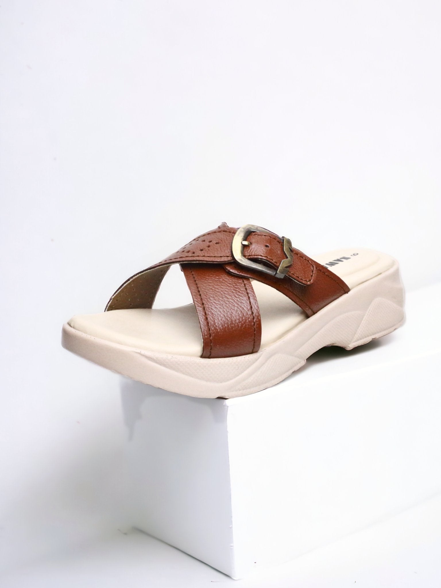 402 BR - Sawa.pkWomen #footwear #shoes #affordable