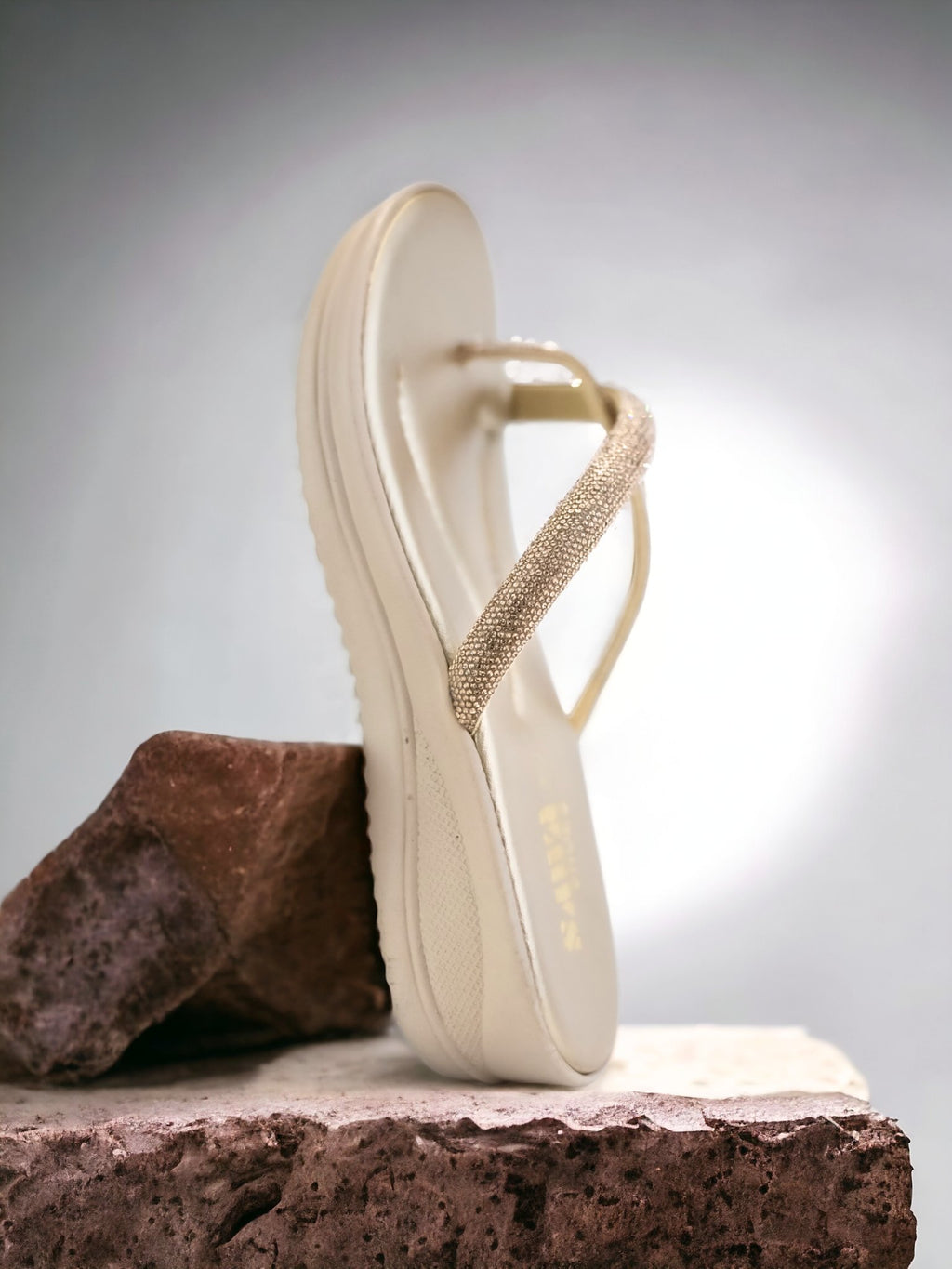 426 G - Sawa.pkWomen #footwear #shoes #affordable
