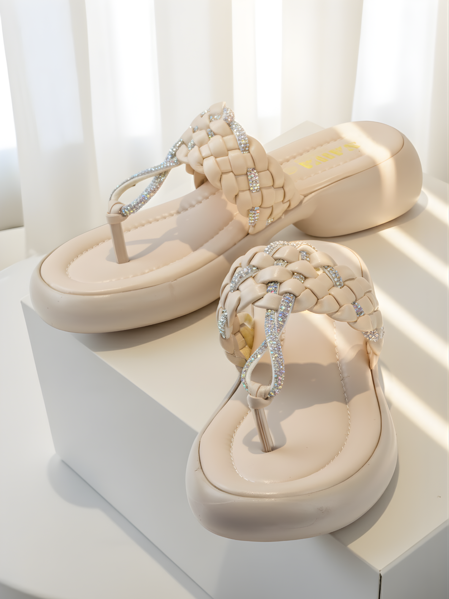 BEIGE BRAIDED SLIPPERS 432 F