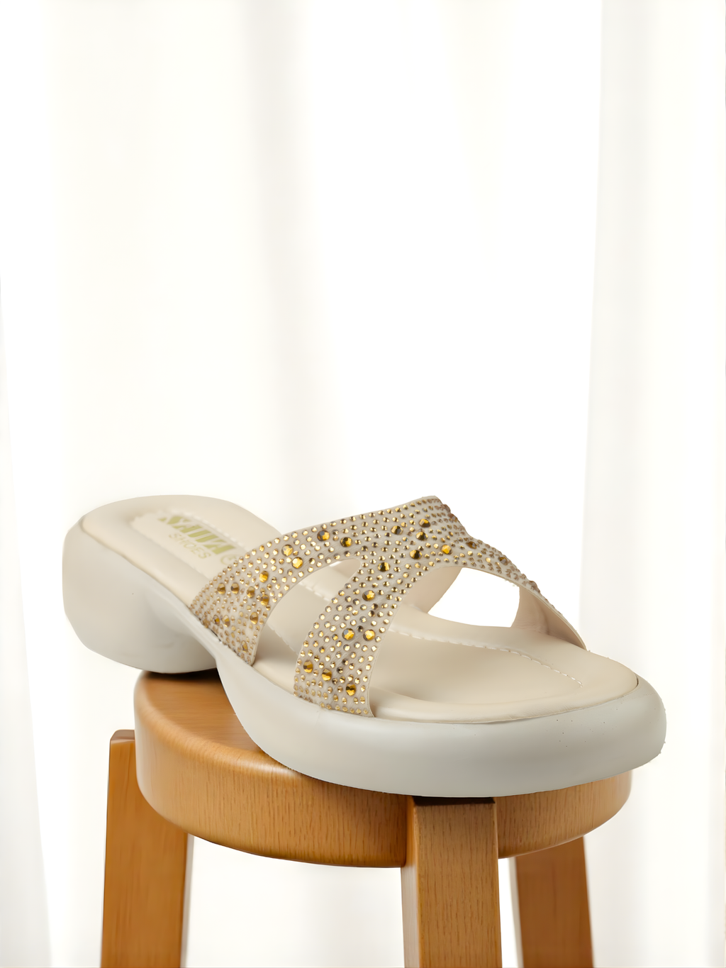 BEIGE MEDICATED SLIPPERS 456 G