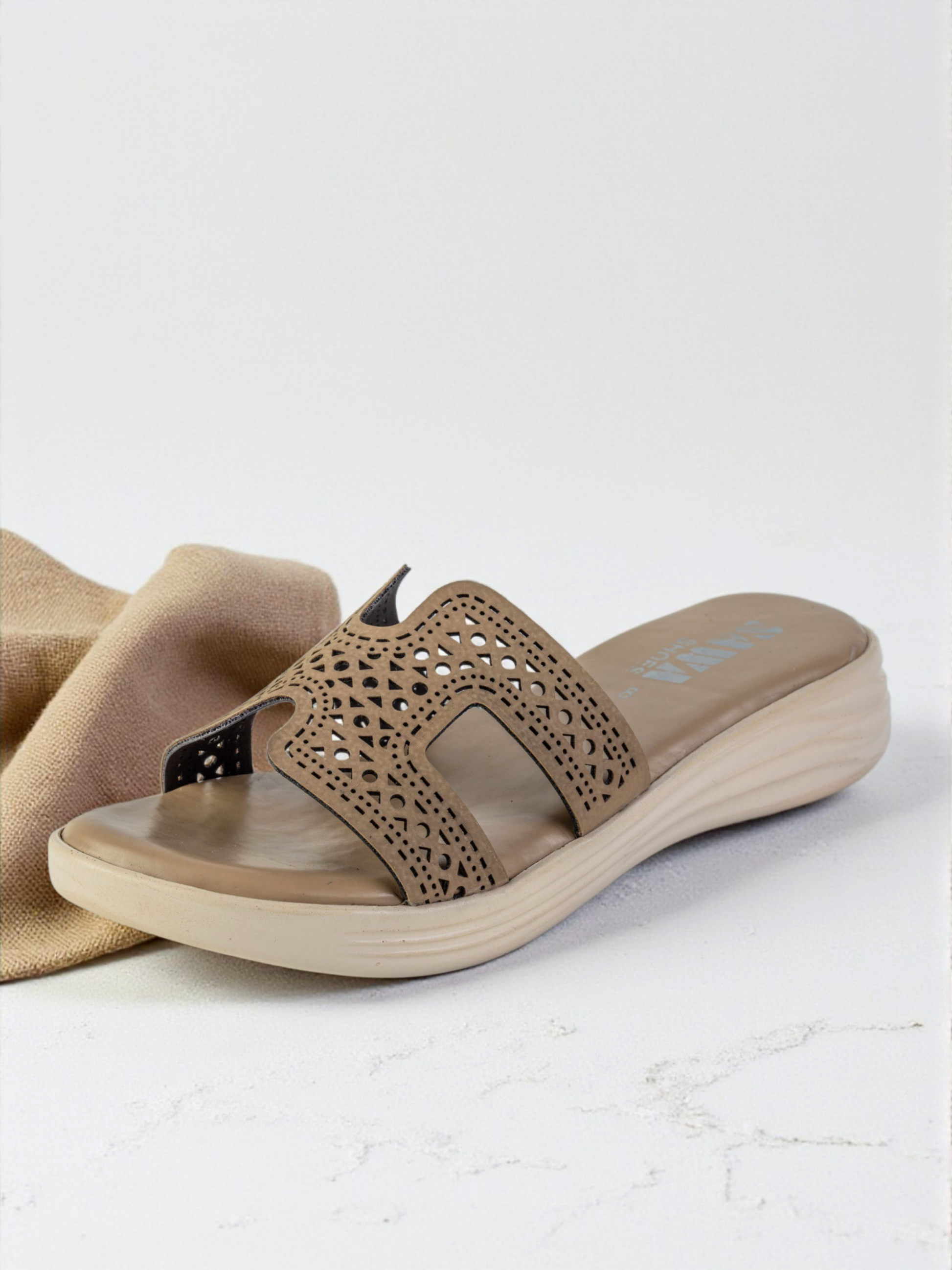 BROWN CASUAL SLIDES 490 BR