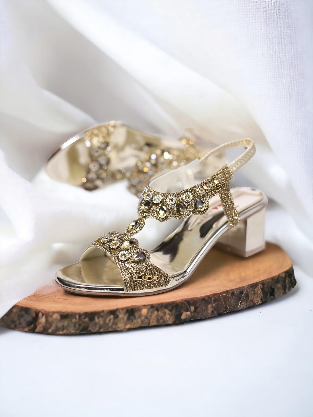 GOLDEN FANCY SANDALS 539 G
