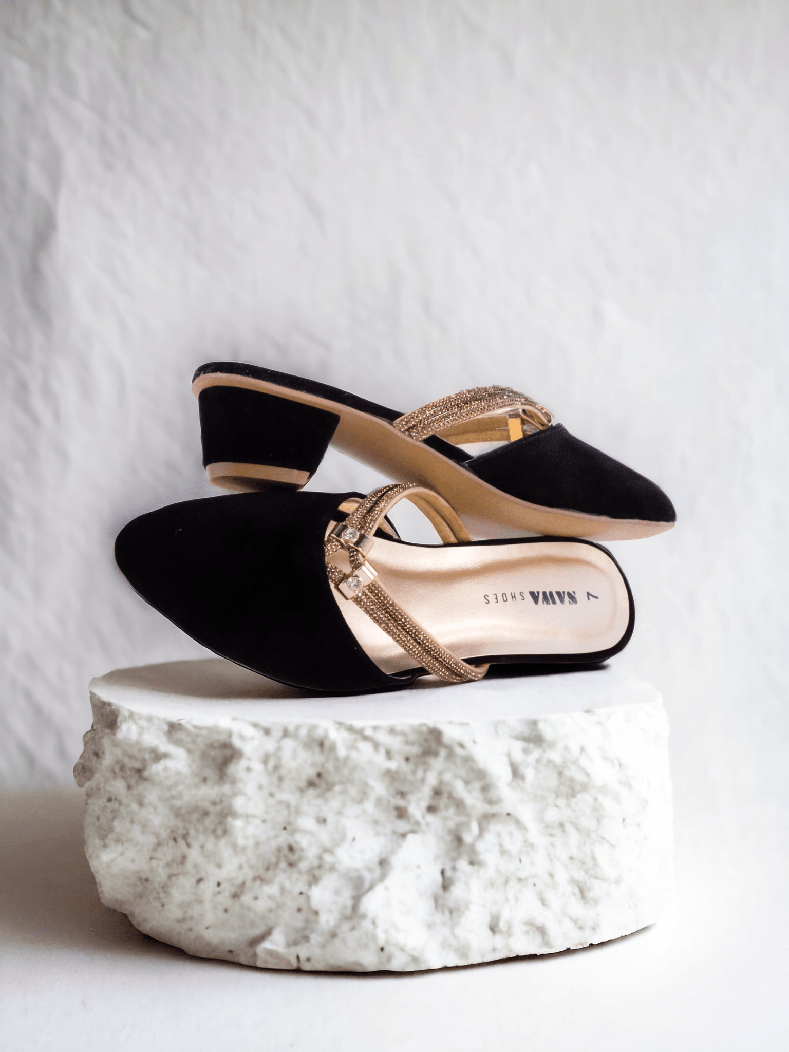 568 Bk - Sawa.pkWomen #footwear #shoes #affordable