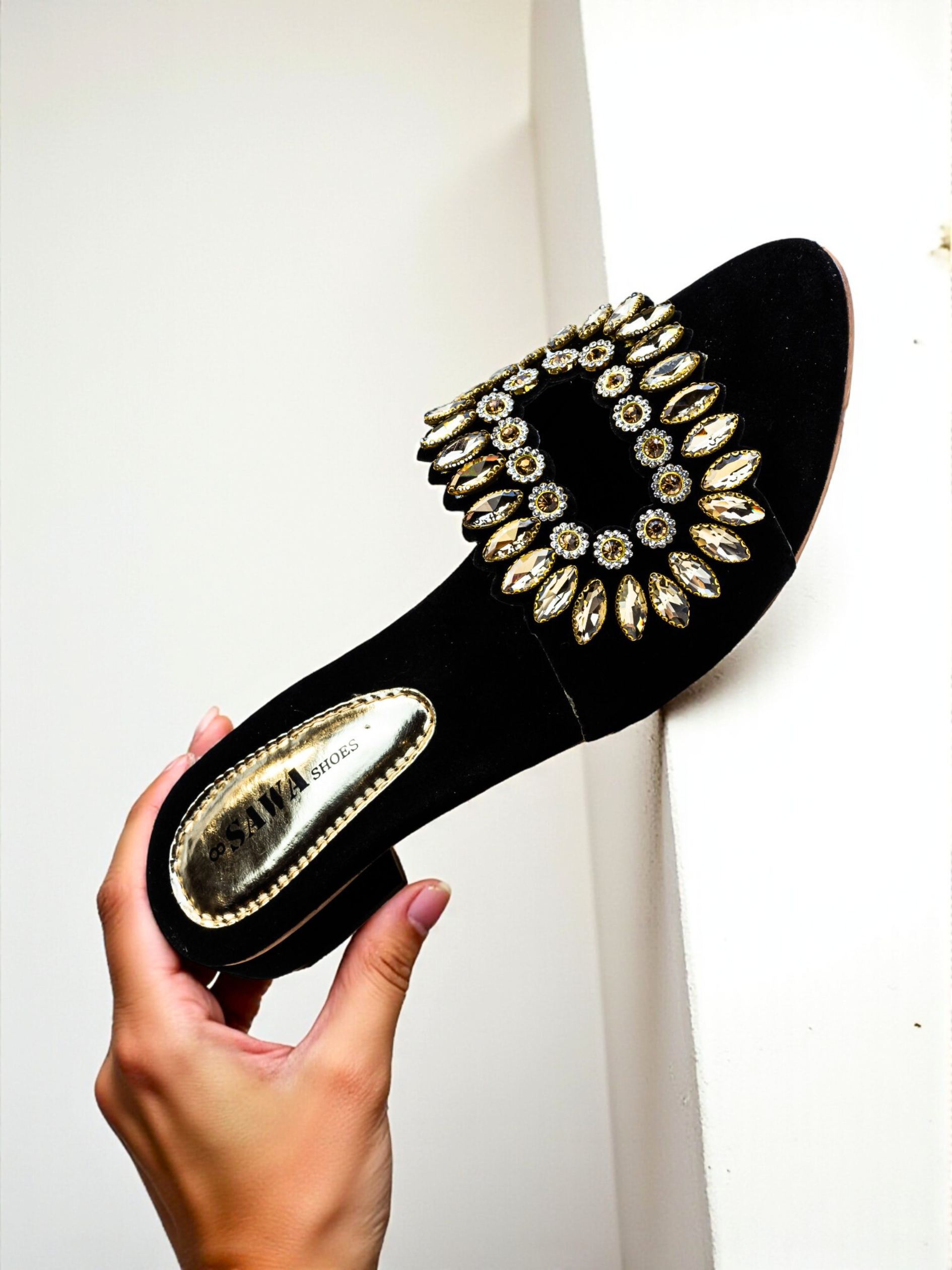 BLACK FANCY SLIPPERS 601 Bk