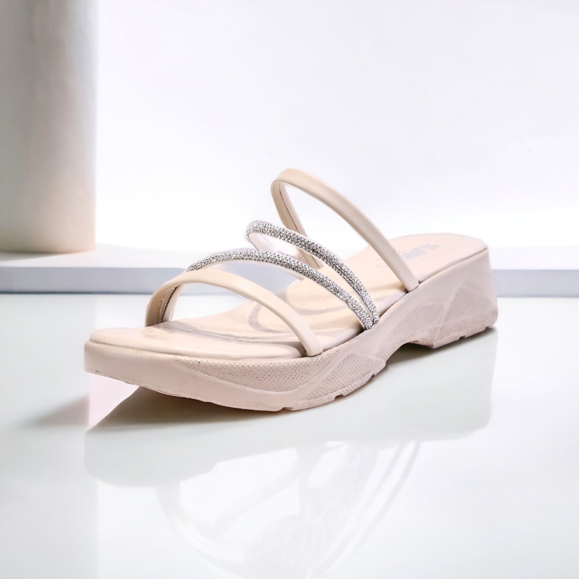 621 F - Sawa.pkWomen #footwear #shoes #affordable
