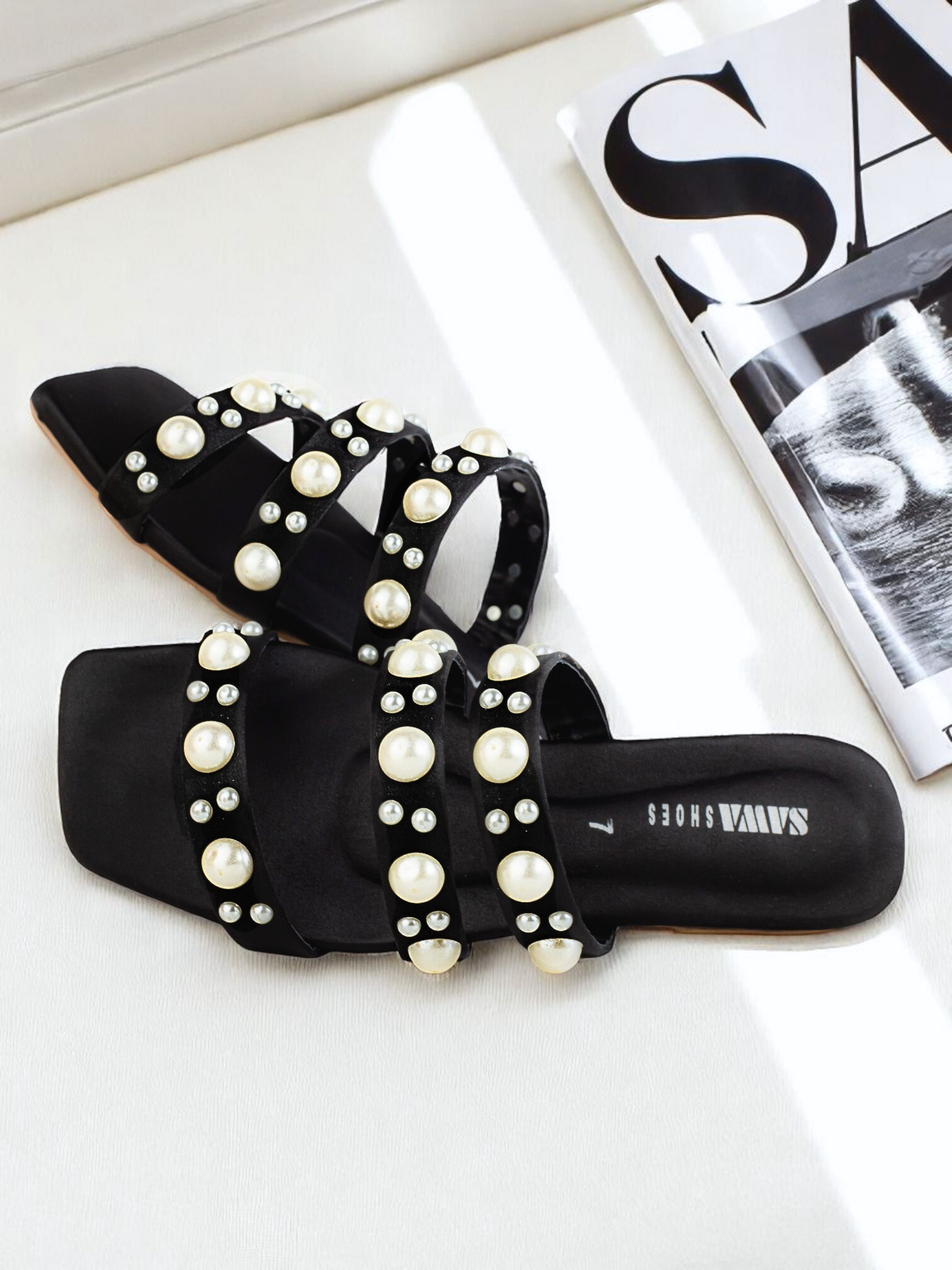 BLACK CASUAL SLIDES 629 BK