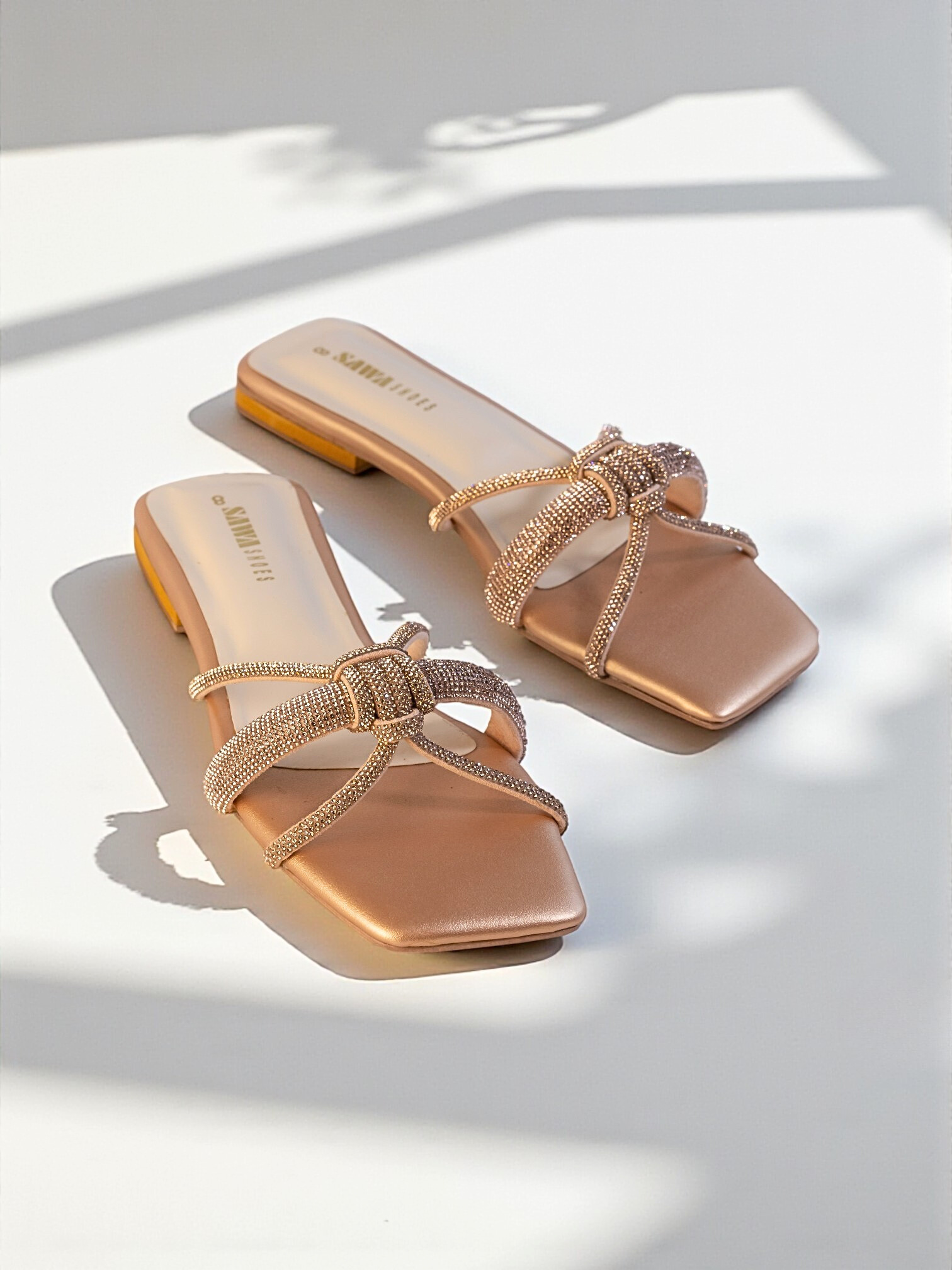 NUDE FANCY SLIPPERS 655 PN