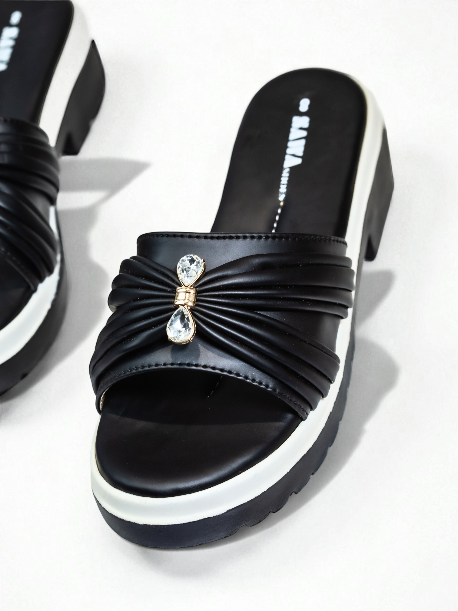 BLACK CASUAL WEDGES 701 BK