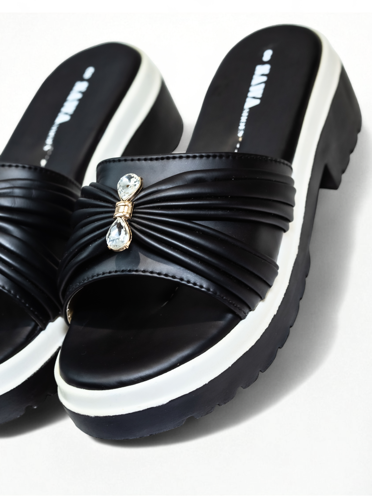 BLACK CASUAL WEDGES 701 BK