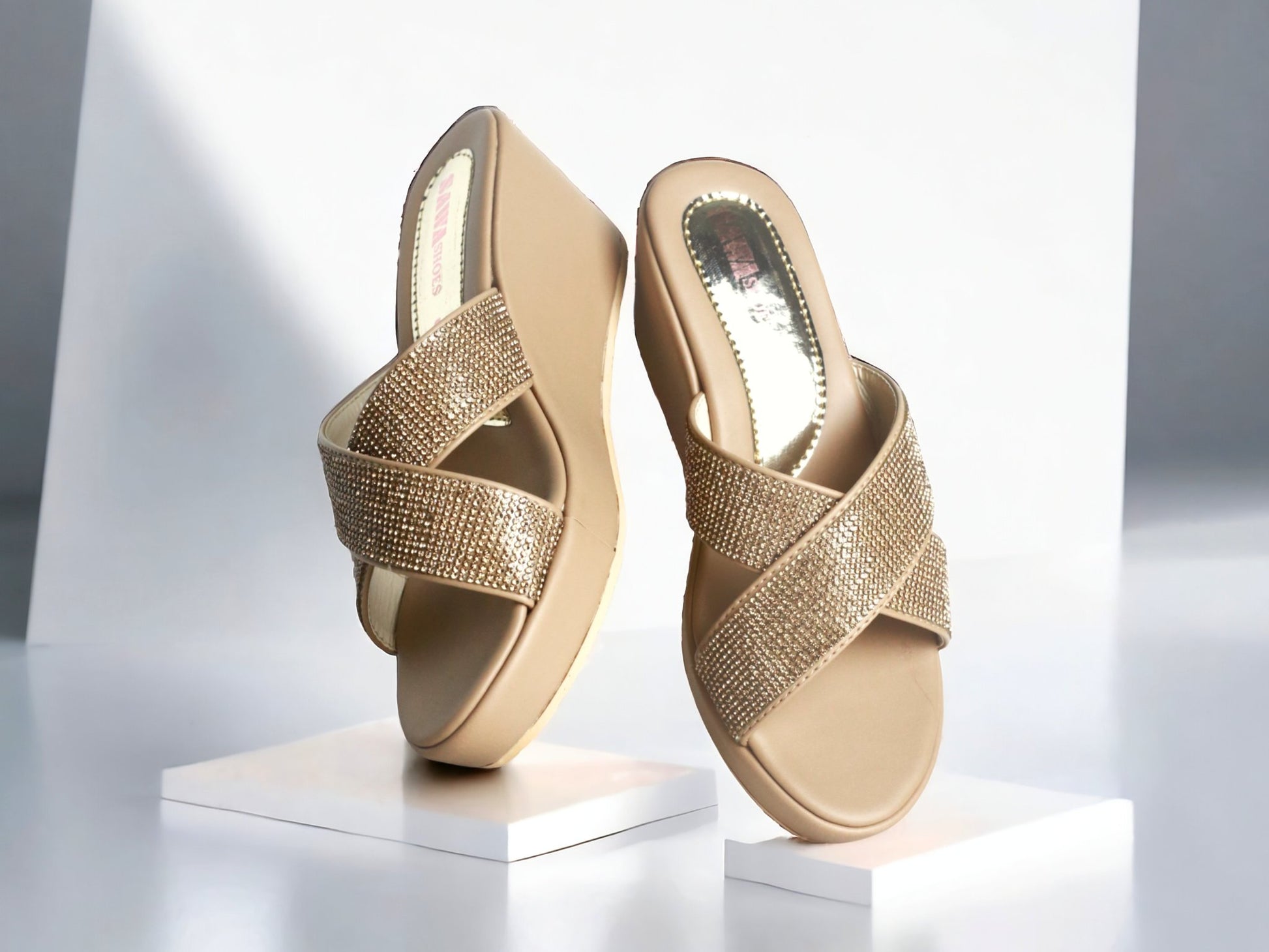 704 G - Sawa.pkWomen #footwear #shoes #affordable