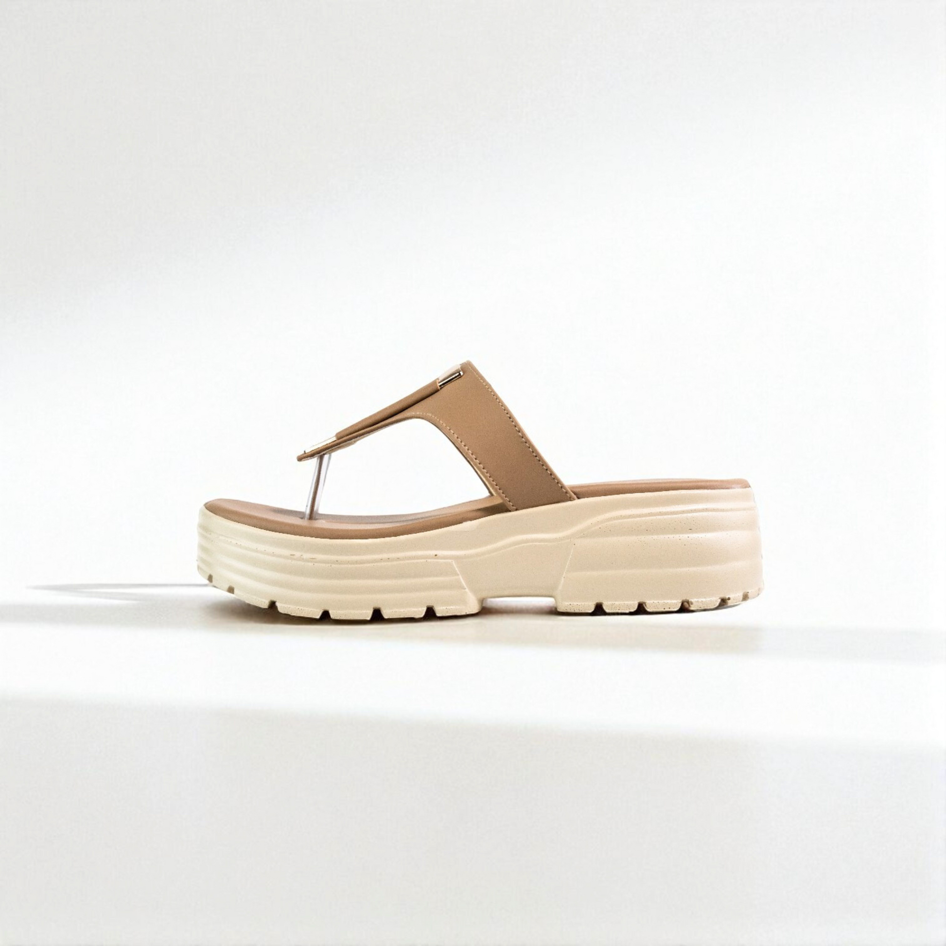 BEIGE CASUAL CHUNKS  712 F