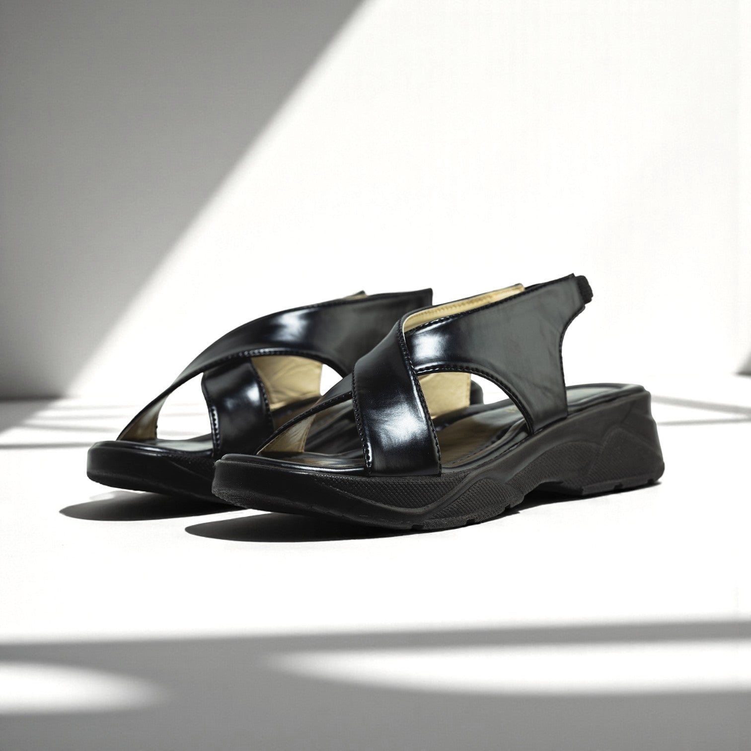 BLACK CASUAL SANDALS 718 BK
