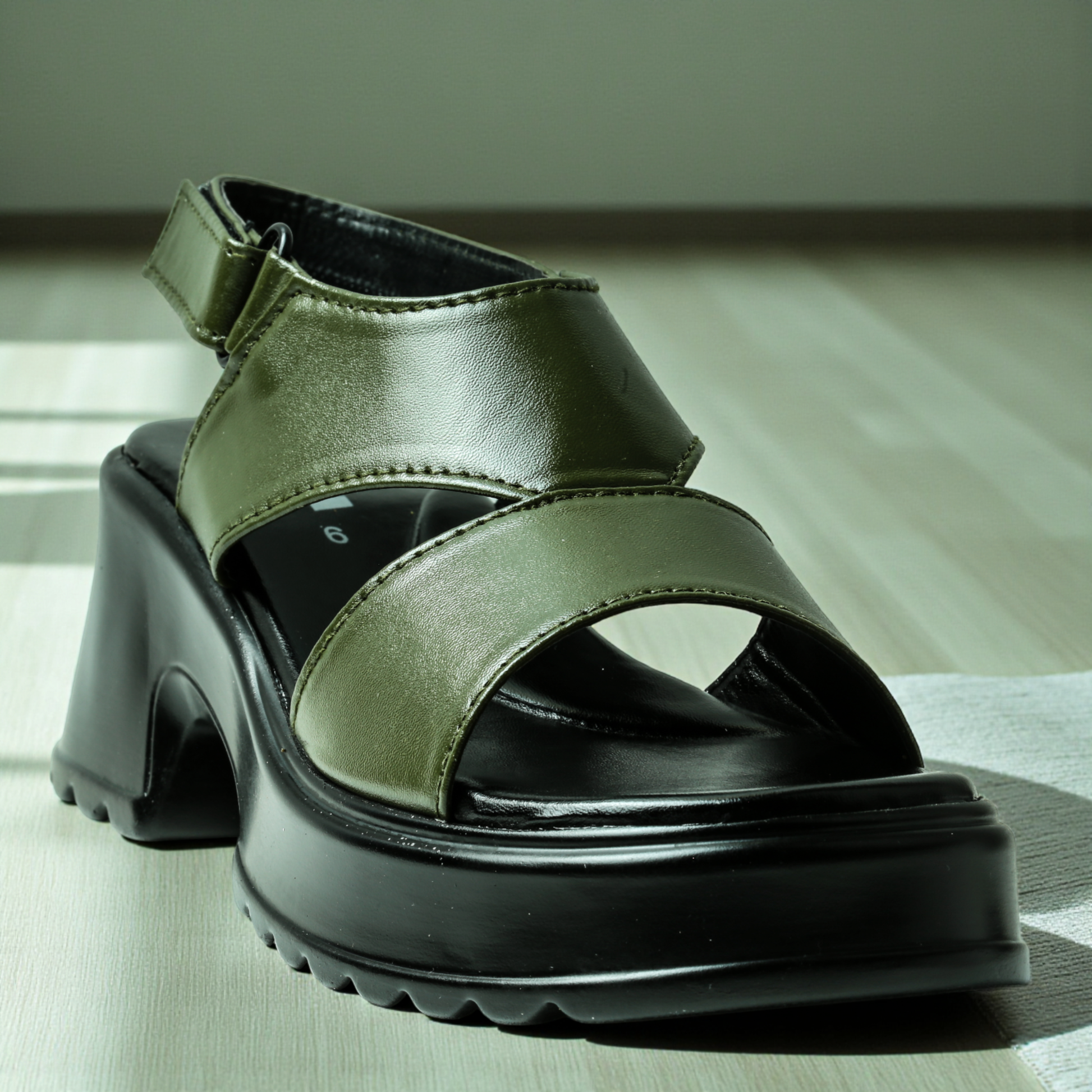 GREEN BLOCK HEELS  730 GN