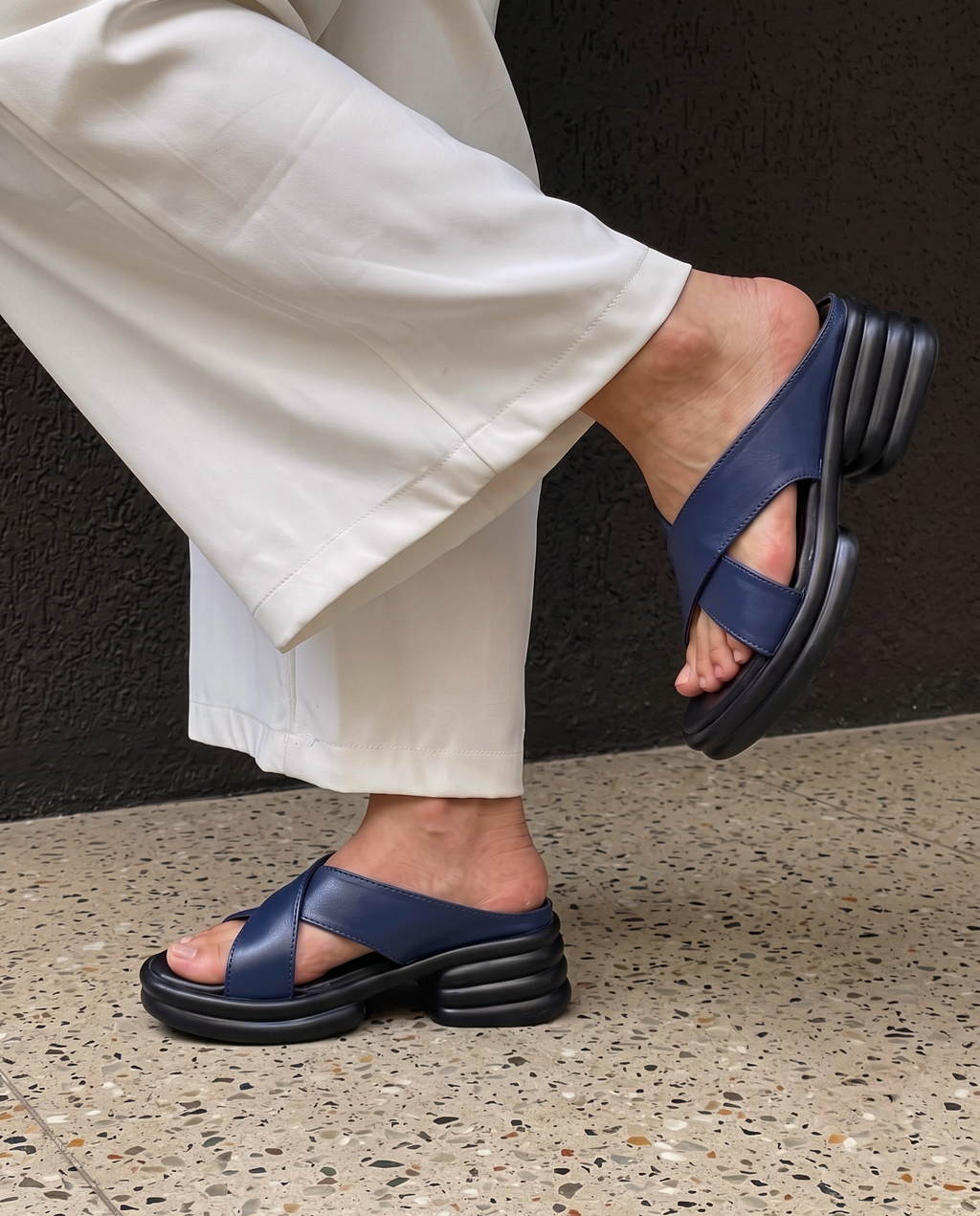 Navy Criss-Cross Platforms 4070 BL