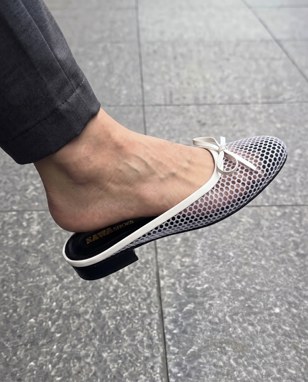 Mesh Bow Flat Mules 6729 W
