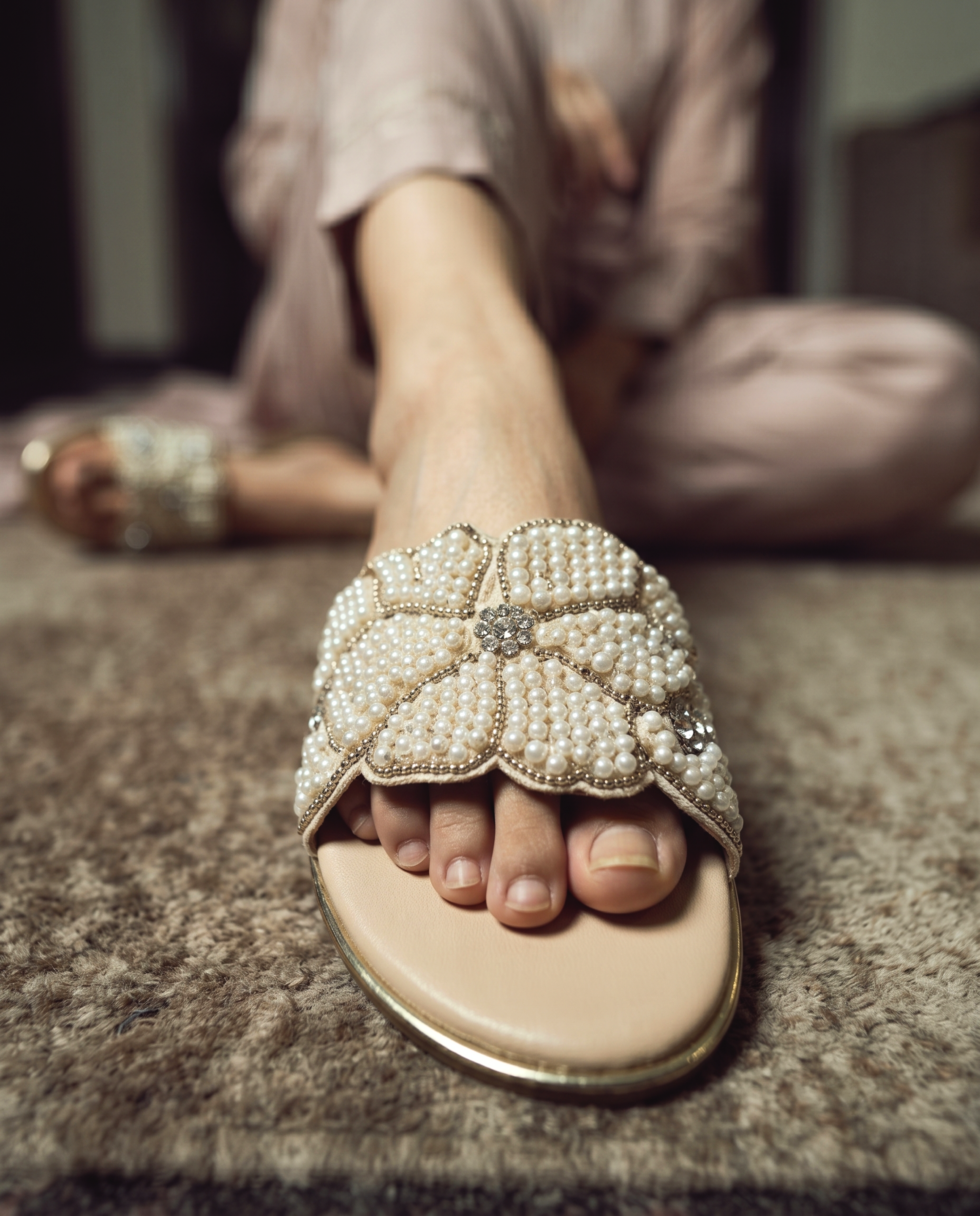 Pearl Floral Flat Slides 6000 F