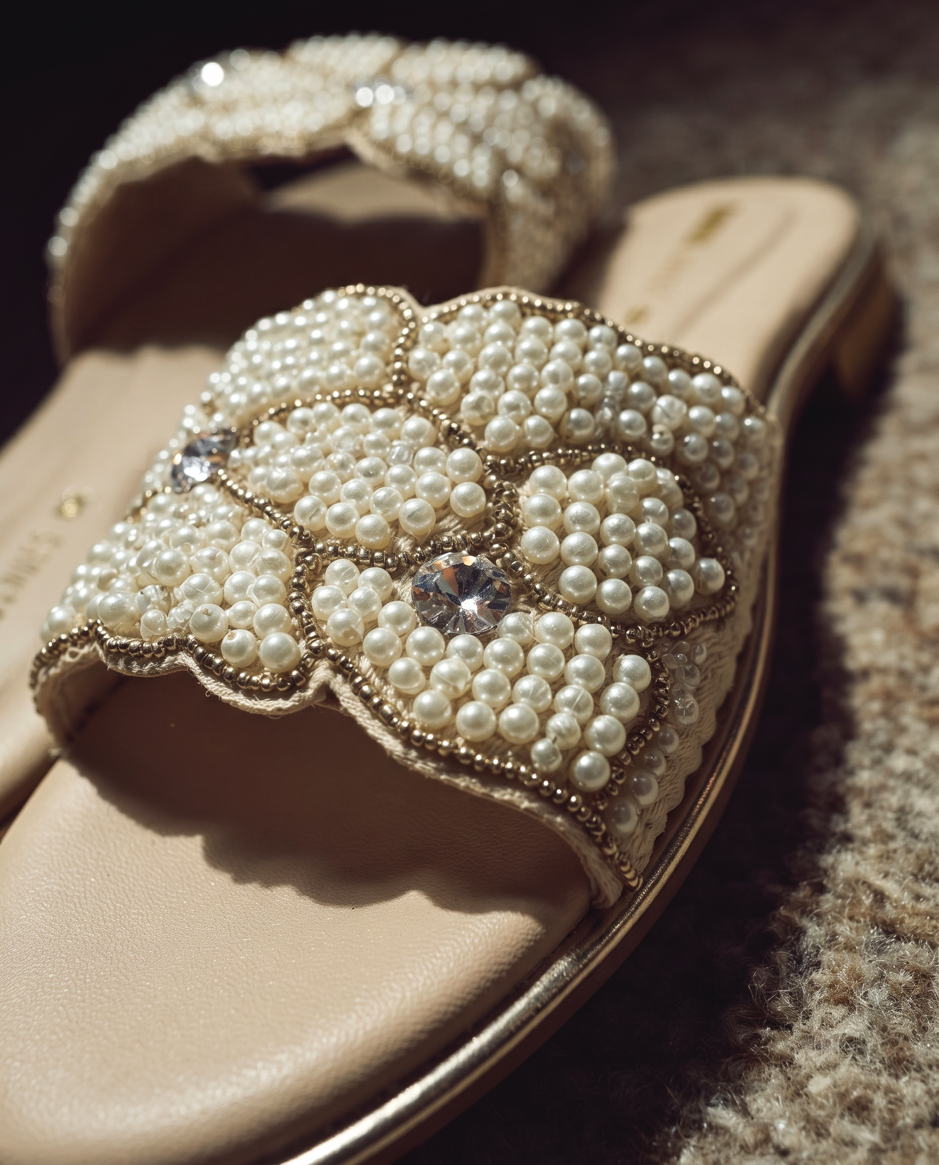 Pearl Floral Flat Slides 6000 F