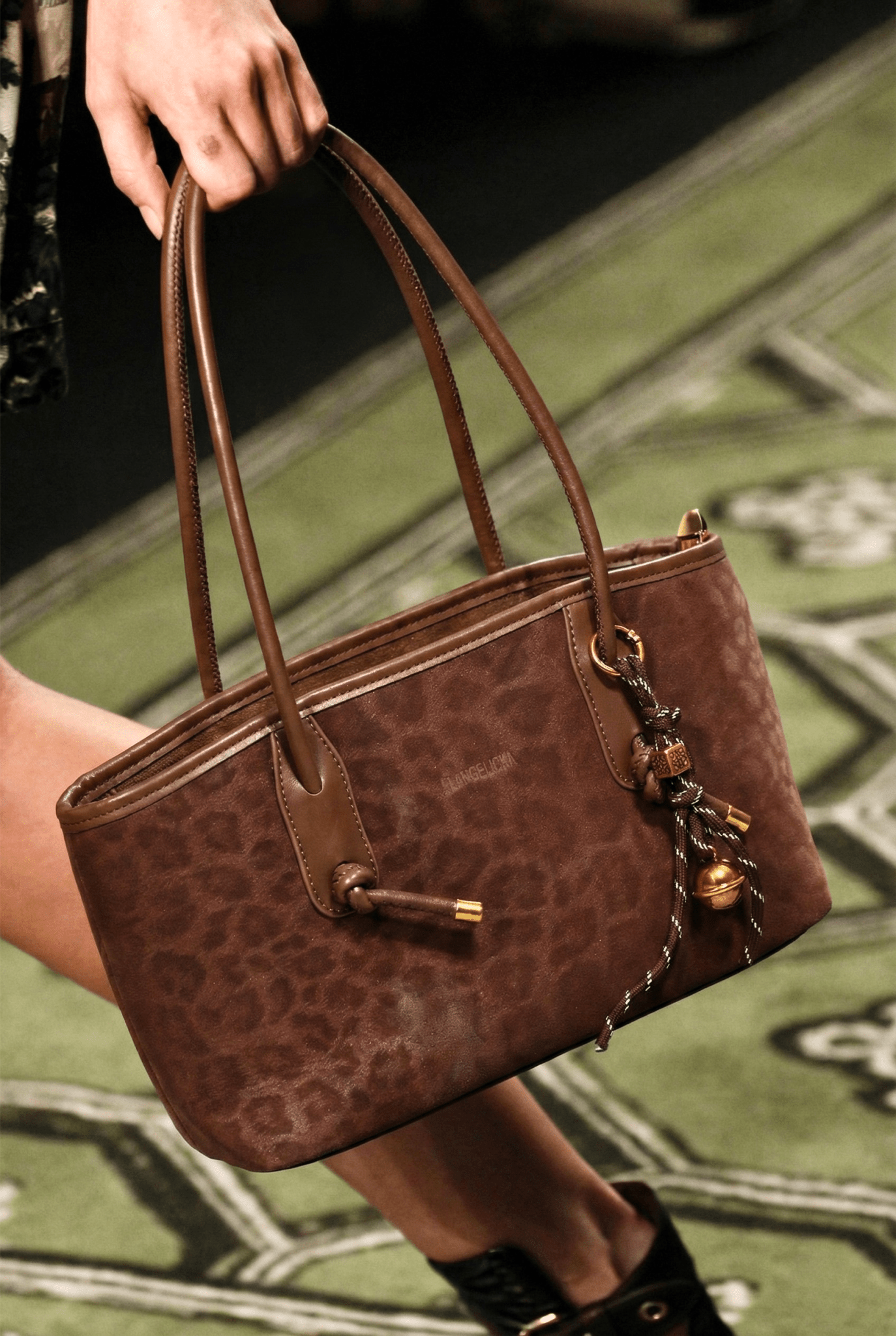 The Sahara Premium Tote 2863 BR - Sawa.pkWomen footwear shoes affordable