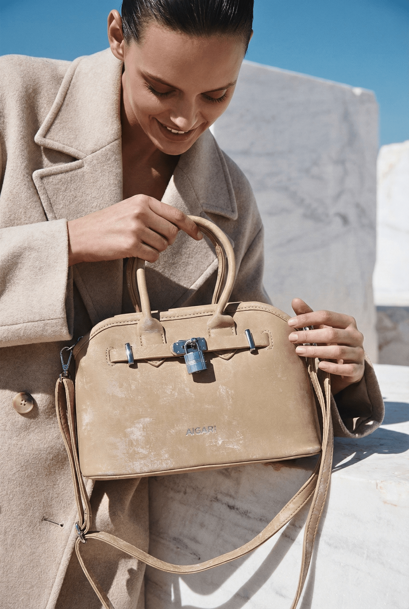 Fawn Signature Padlock Satchel GZ2283 - Sawa.pkWomen footwear shoes affordable