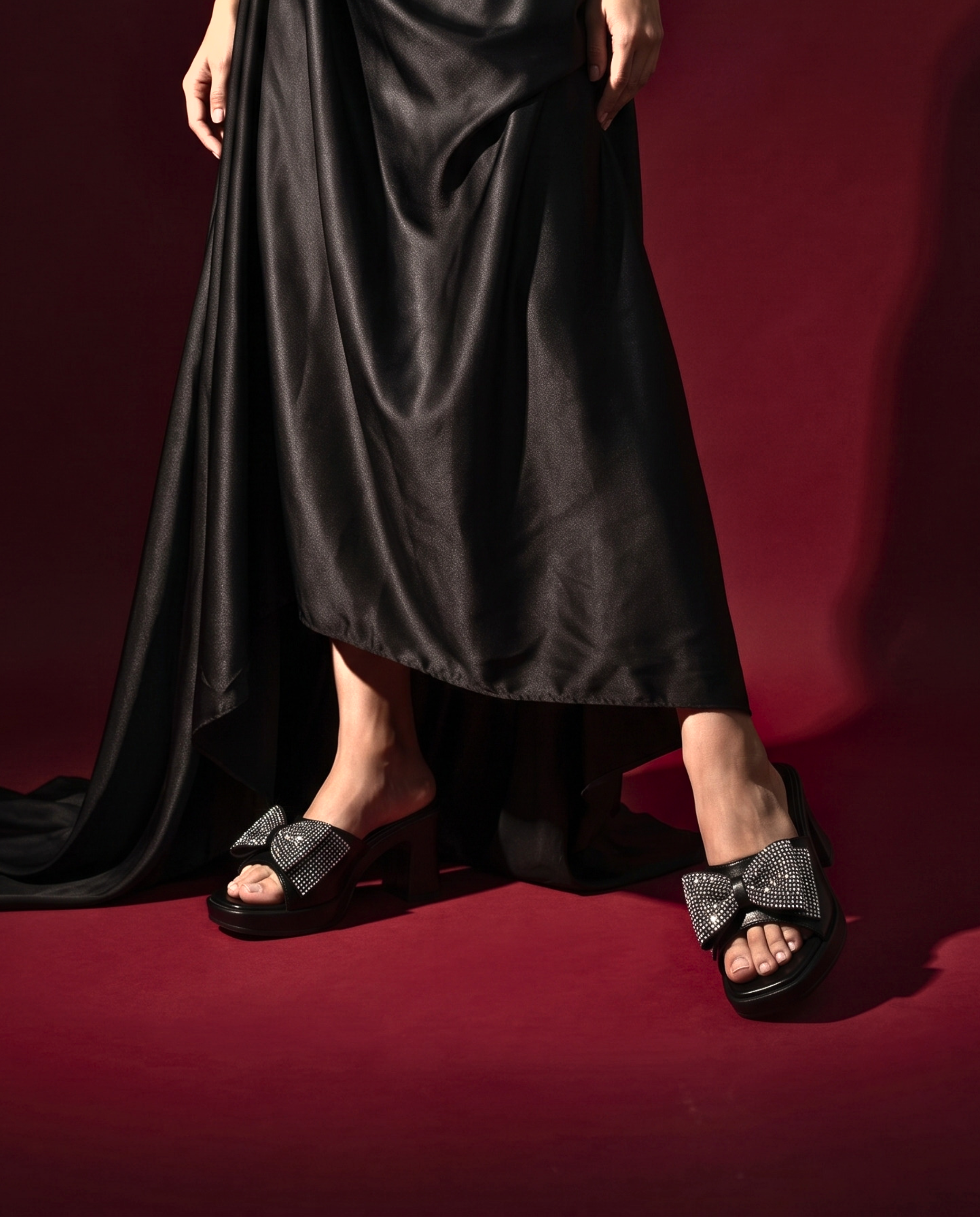 The Crystal Couture Block 553 BK