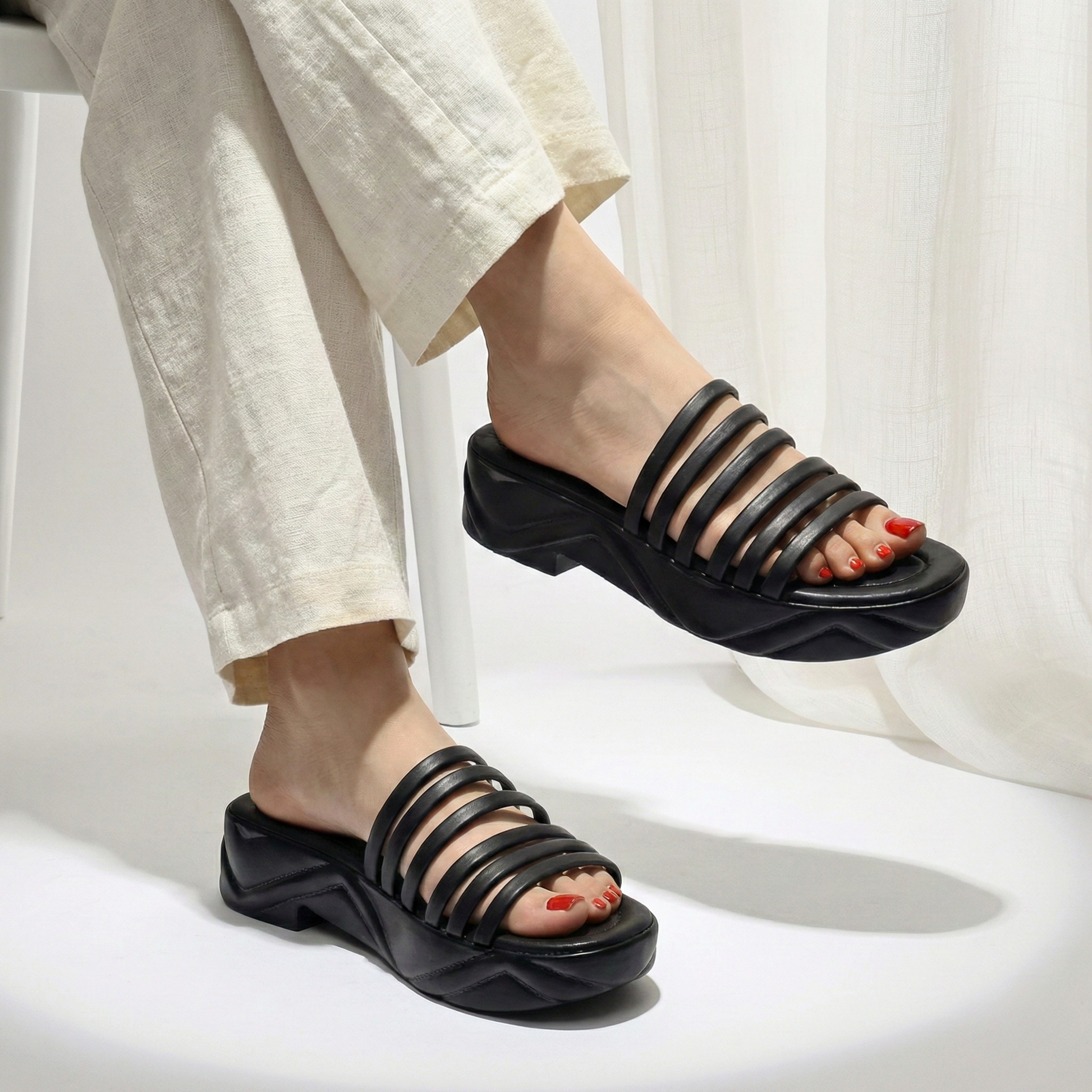 STRAPPY WEDGE SLIDES 759 BK