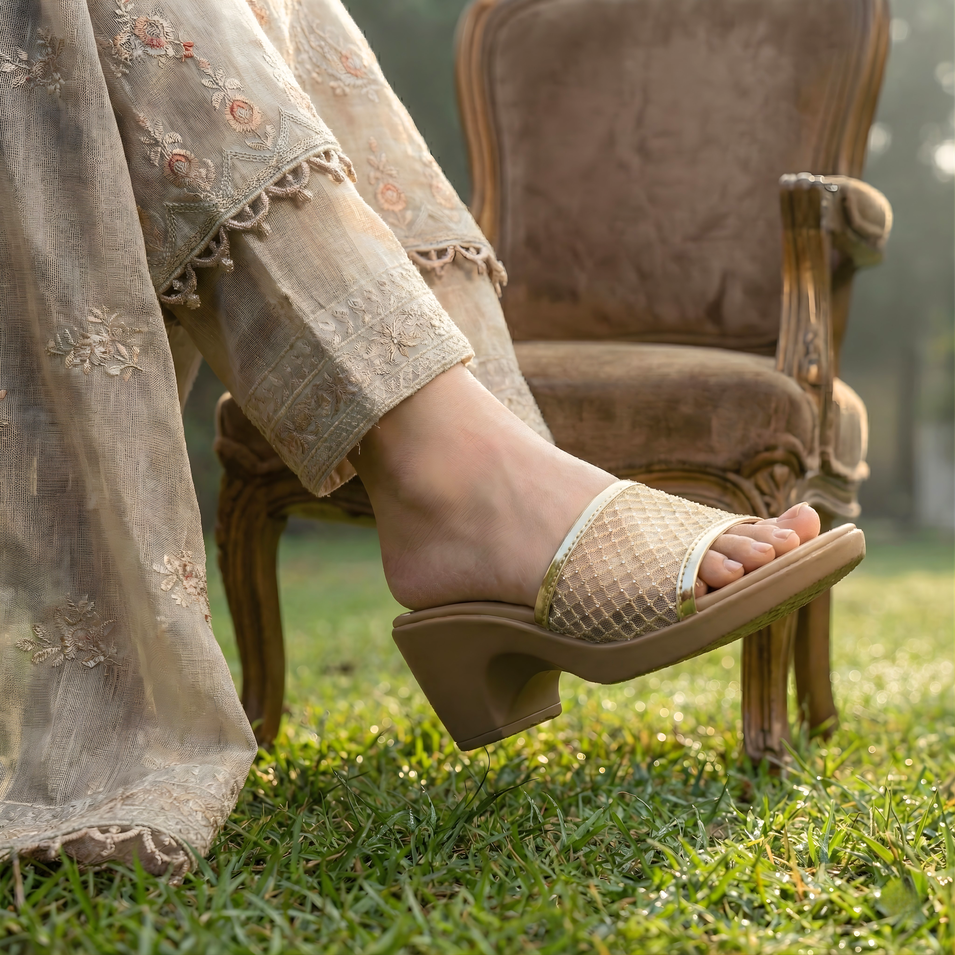 Elegant Festive Heels 537 G