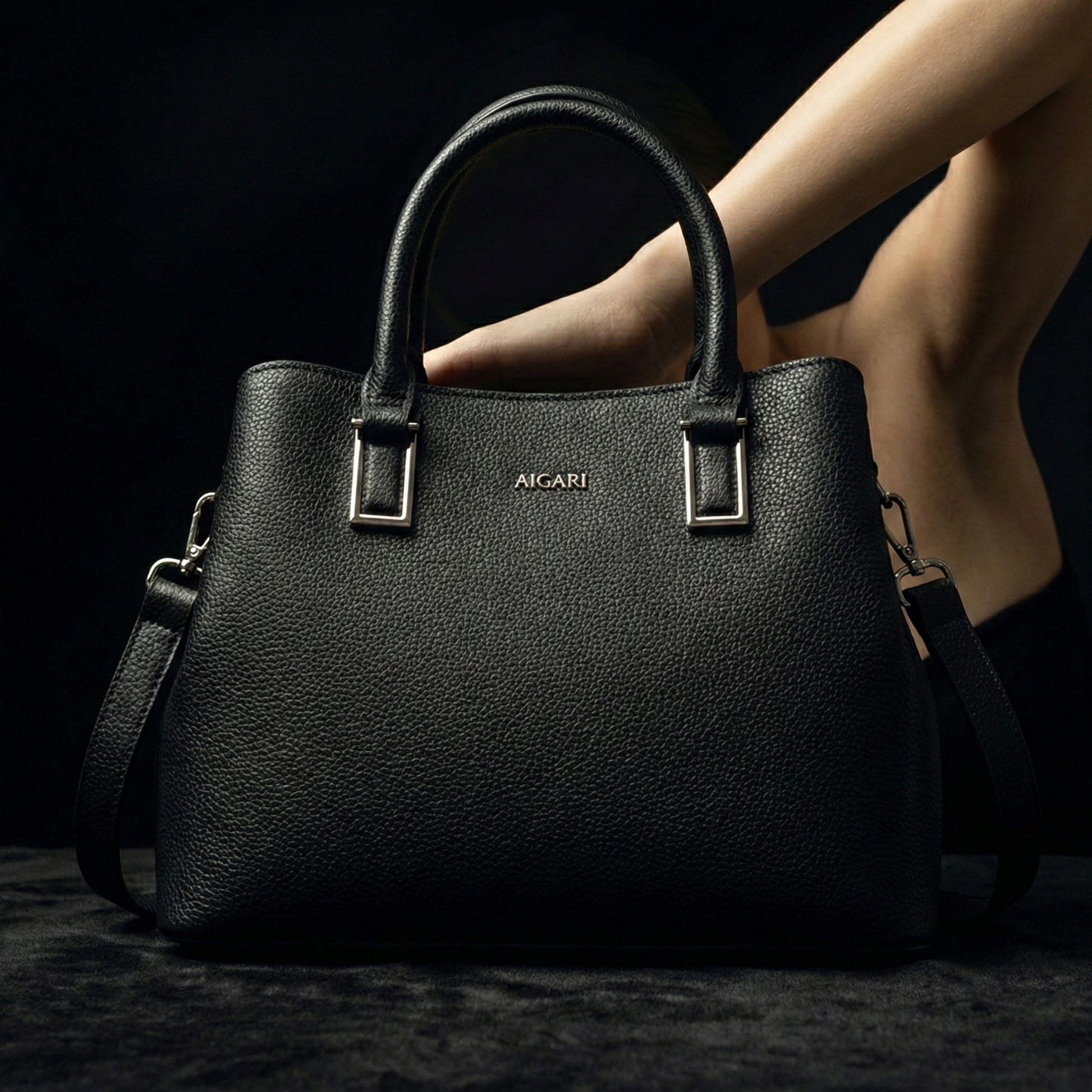 Blackened Grace Handbag 961 BK