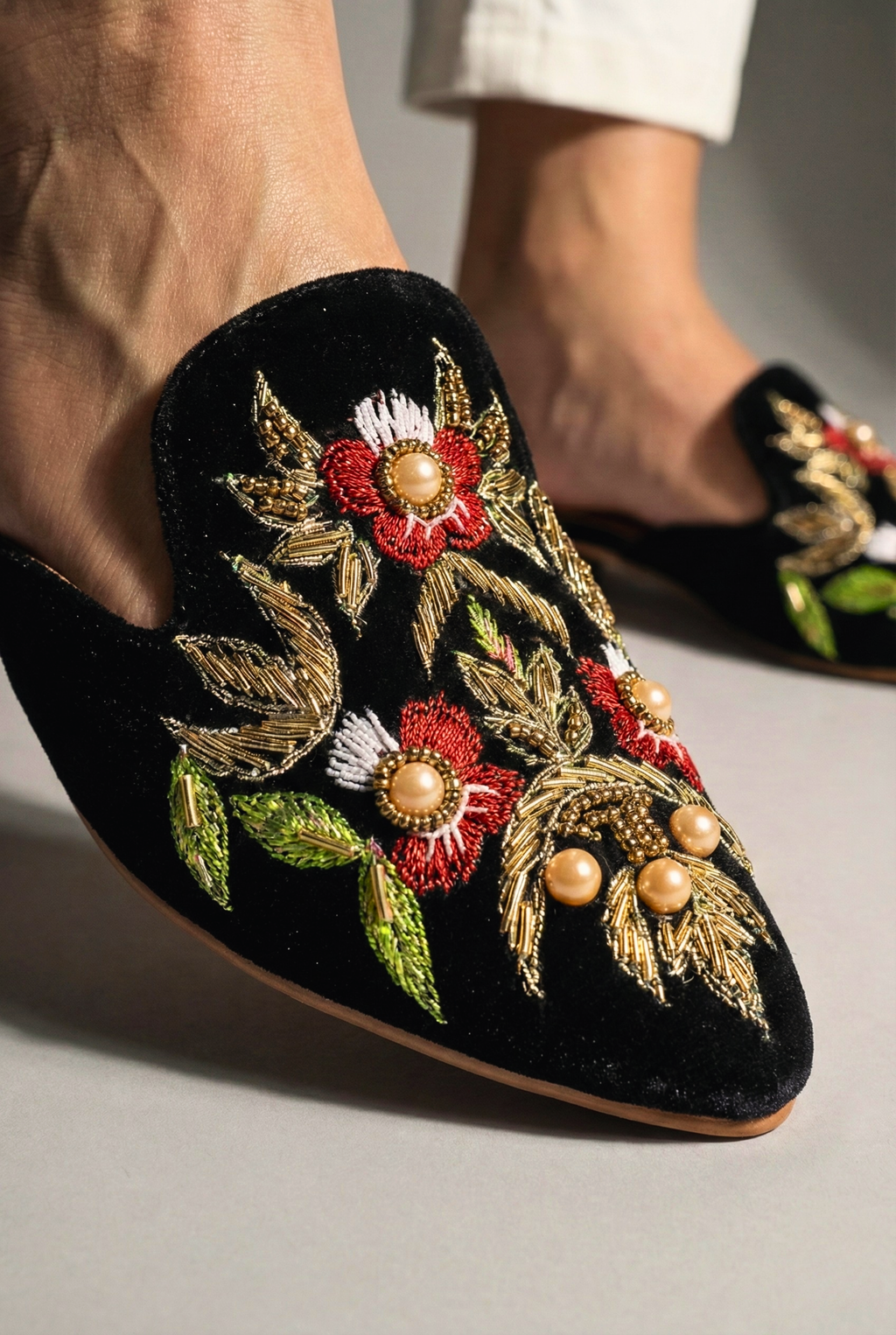 MIDNIGHT ZARI BLOOMS 908 ML