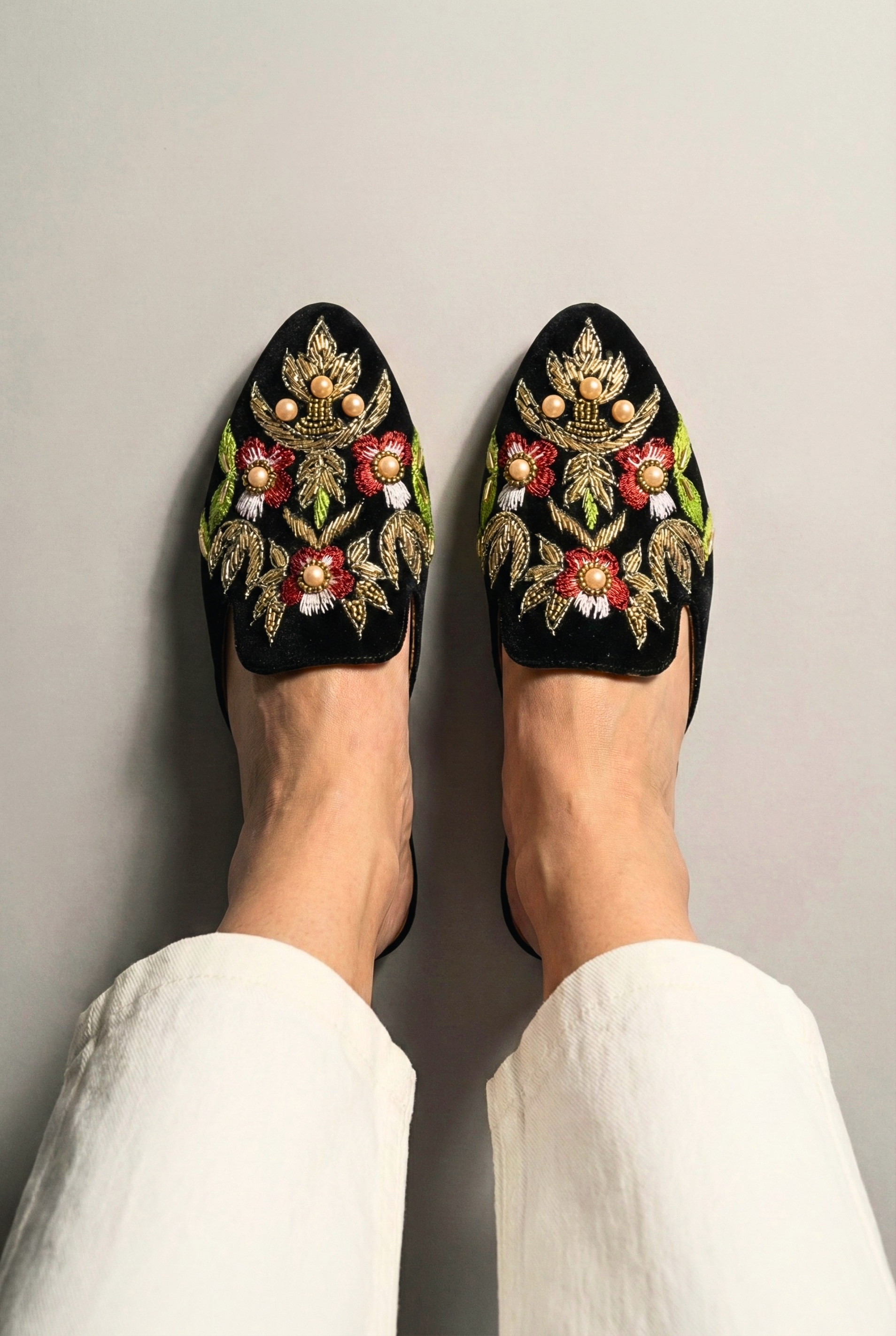 MIDNIGHT ZARI BLOOMS 908 ML