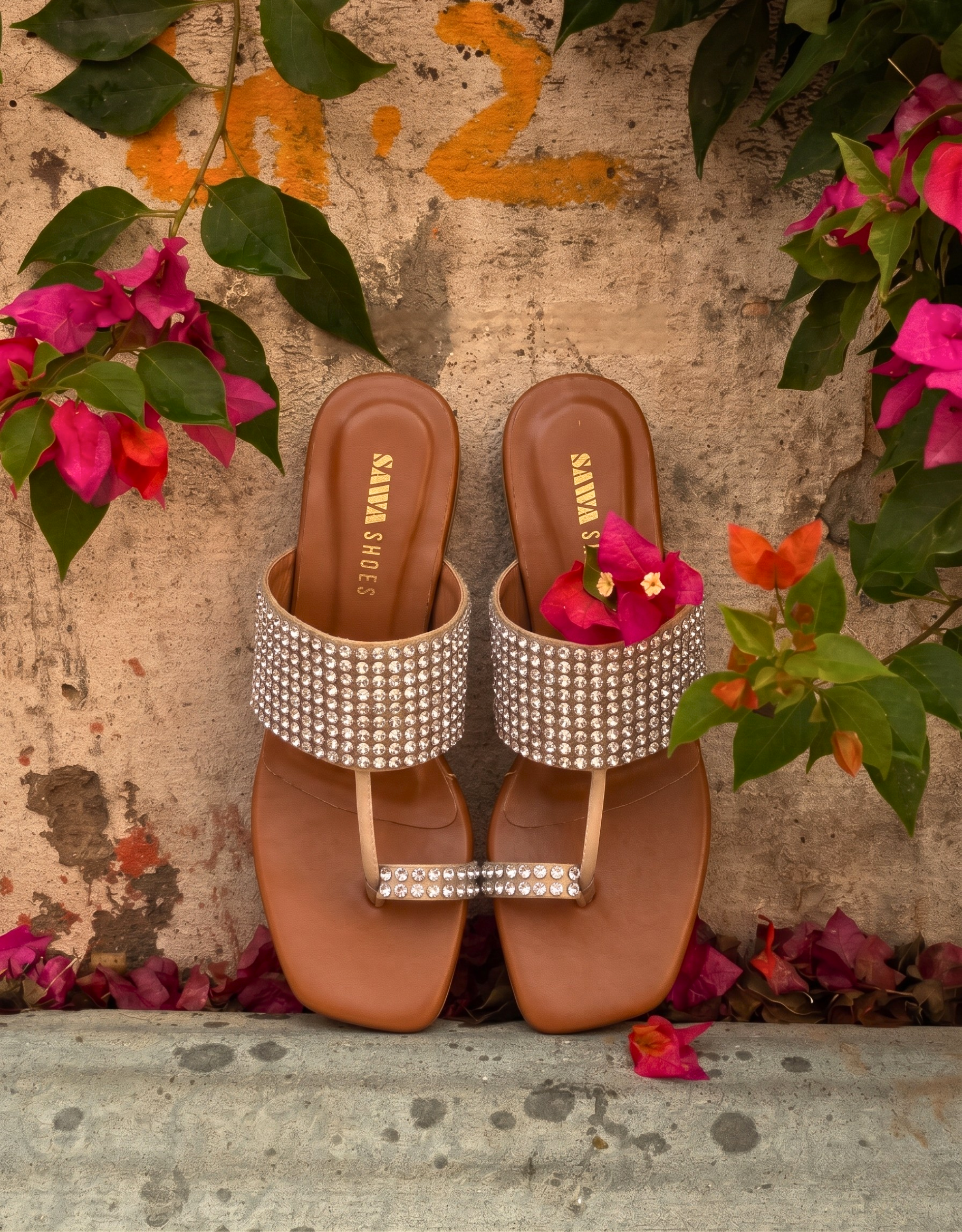 Sparkly Rhinestone Kolhapuri 301 BG