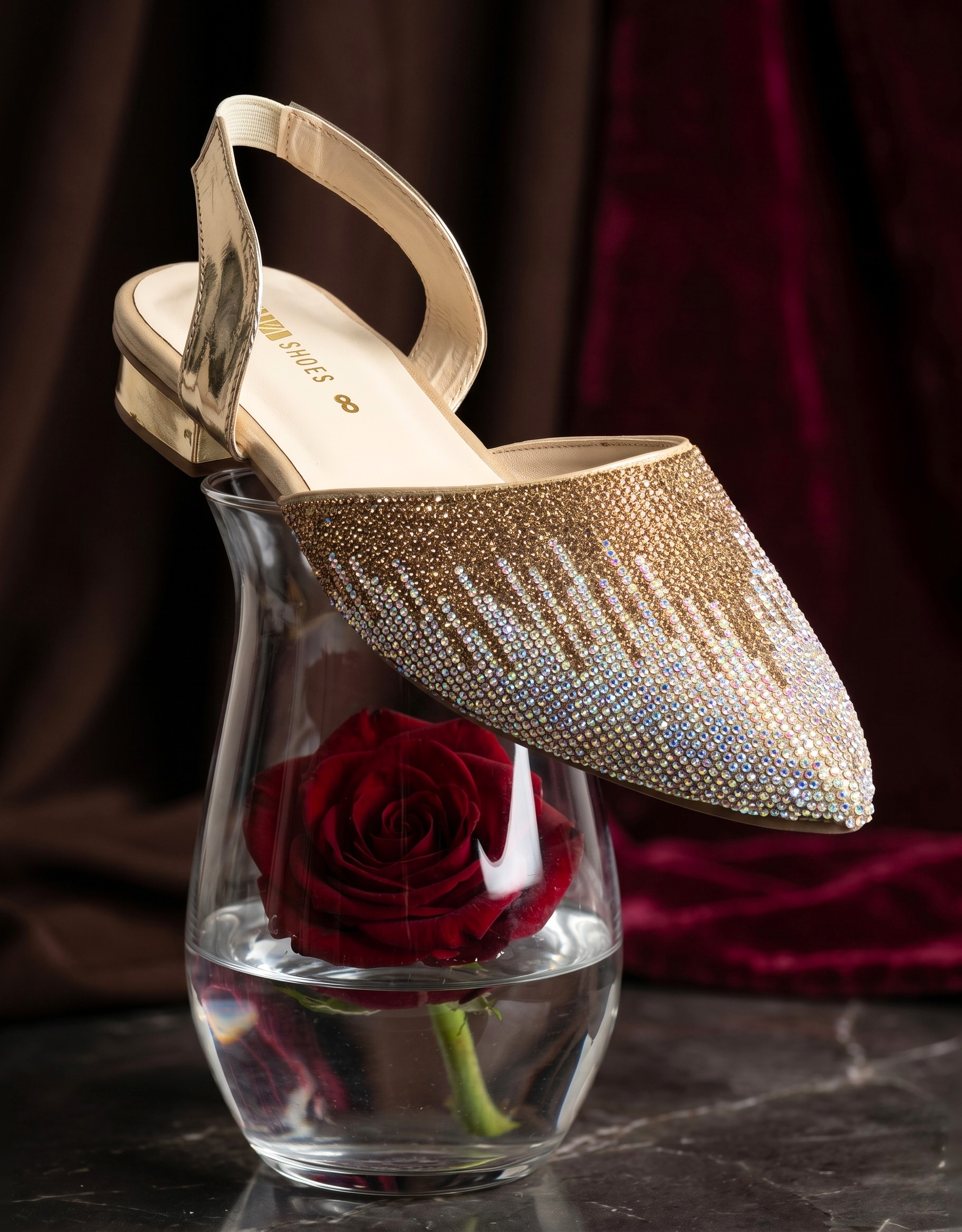 GOLDEN FANCY PUMPS 534 G