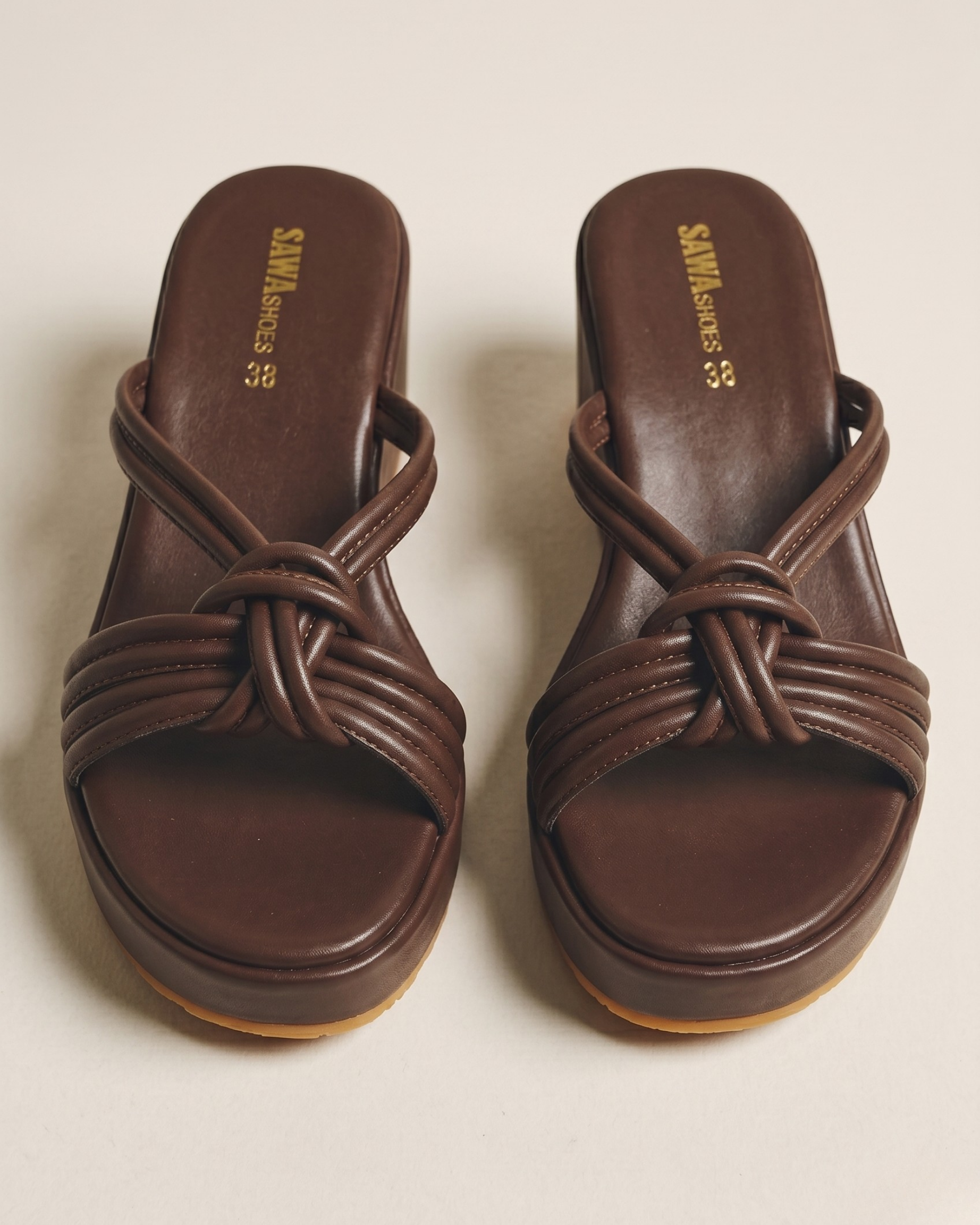 Chocolate Brown Knotty Wedge 725 BR