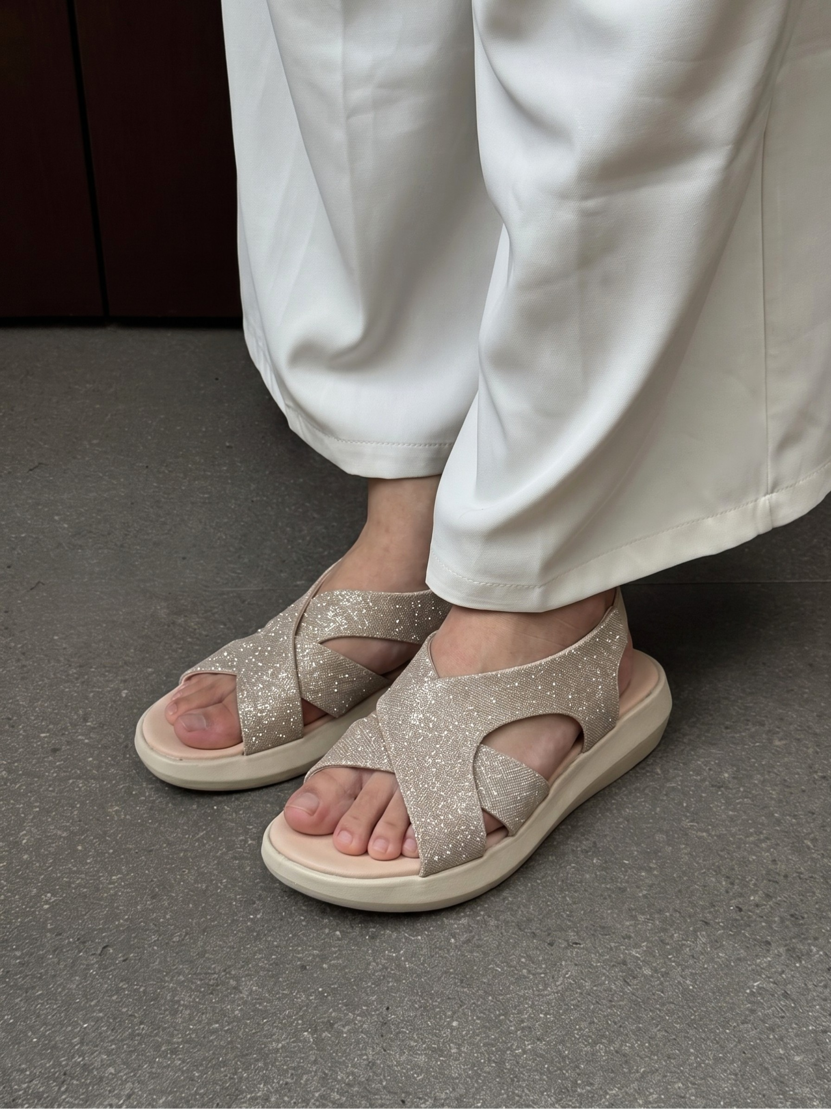 Champagne Sparkle Comfort Sandals 400 F