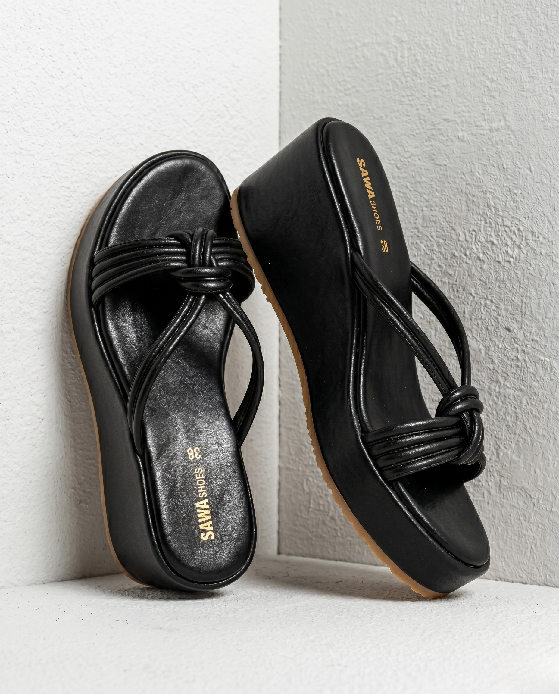 Black Knotted Platform Wedges 725 BK