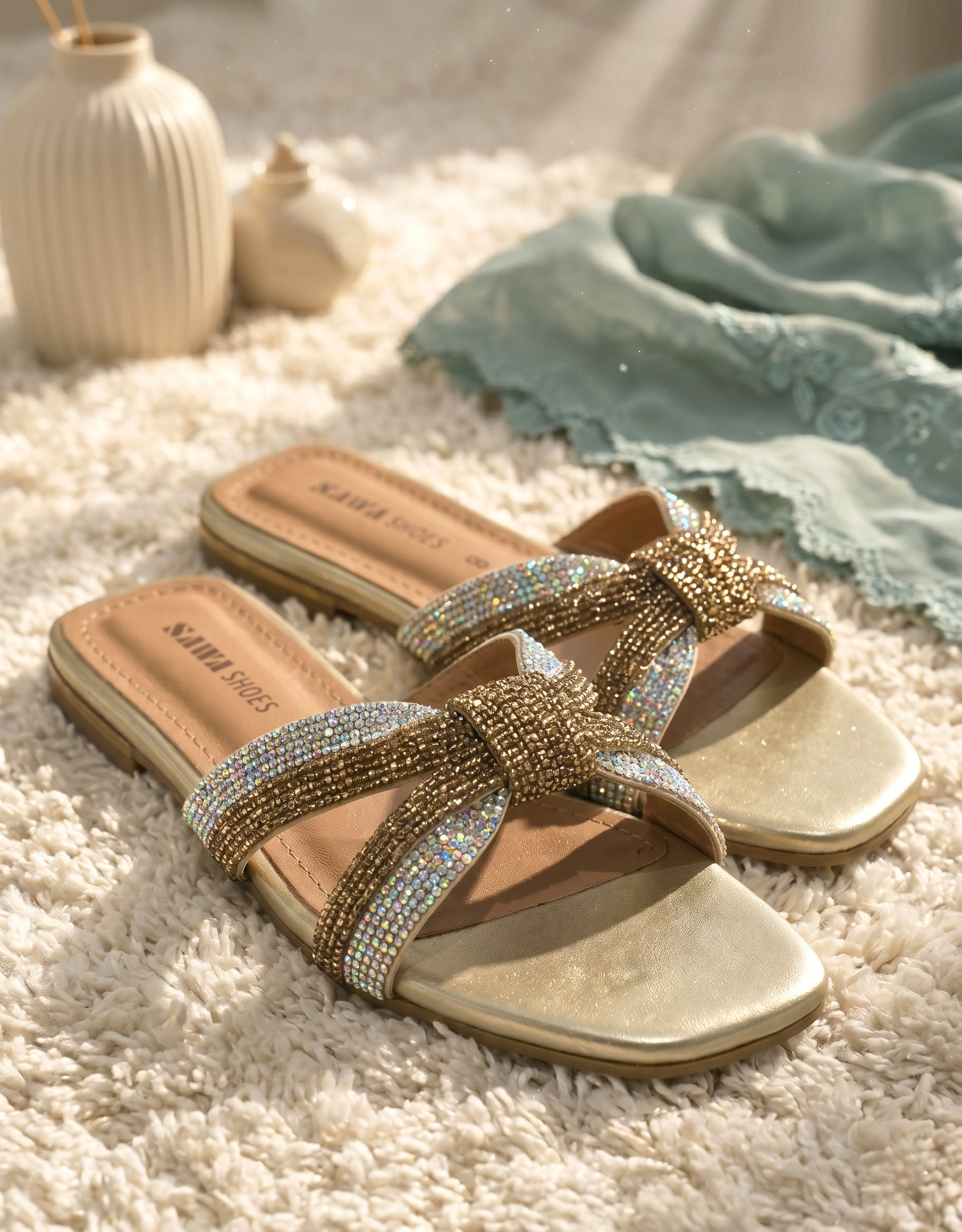 SPARKLY KNOT FLATS 603 G