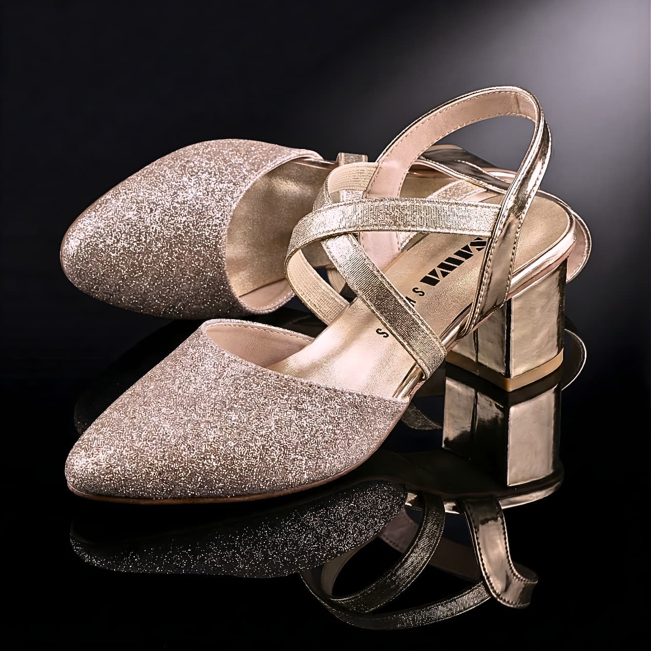 GOLDEN FORMAL PUMPS 517 G