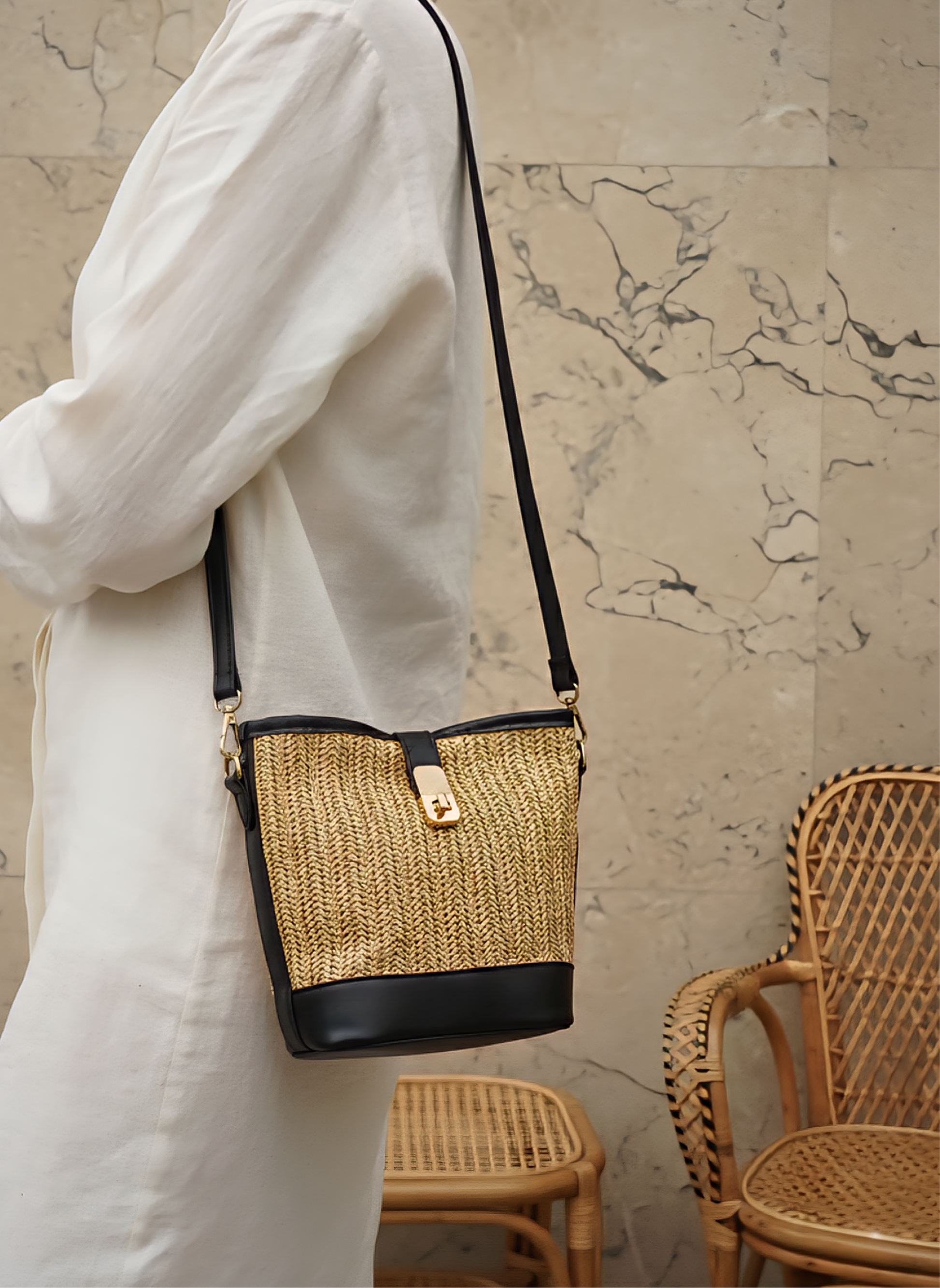 ART17-BK Summer Straw Crossbody Bag