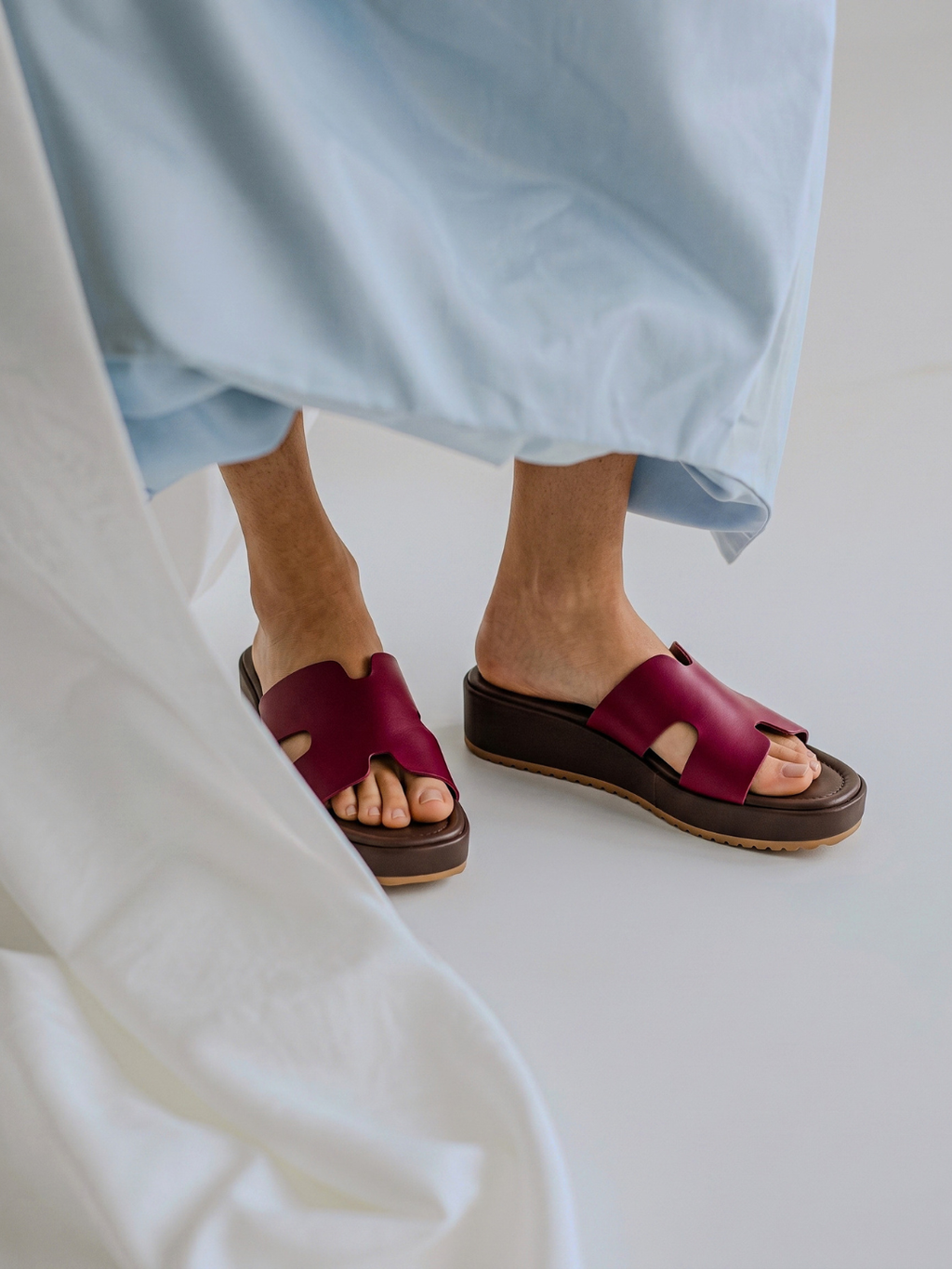 Burgundy Comfort Platform Slides 200 MR