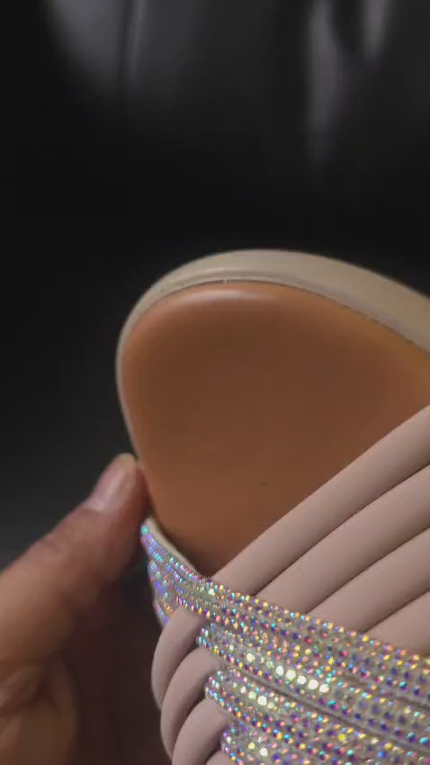 Shimmer & Strut Padded Slides 468 F