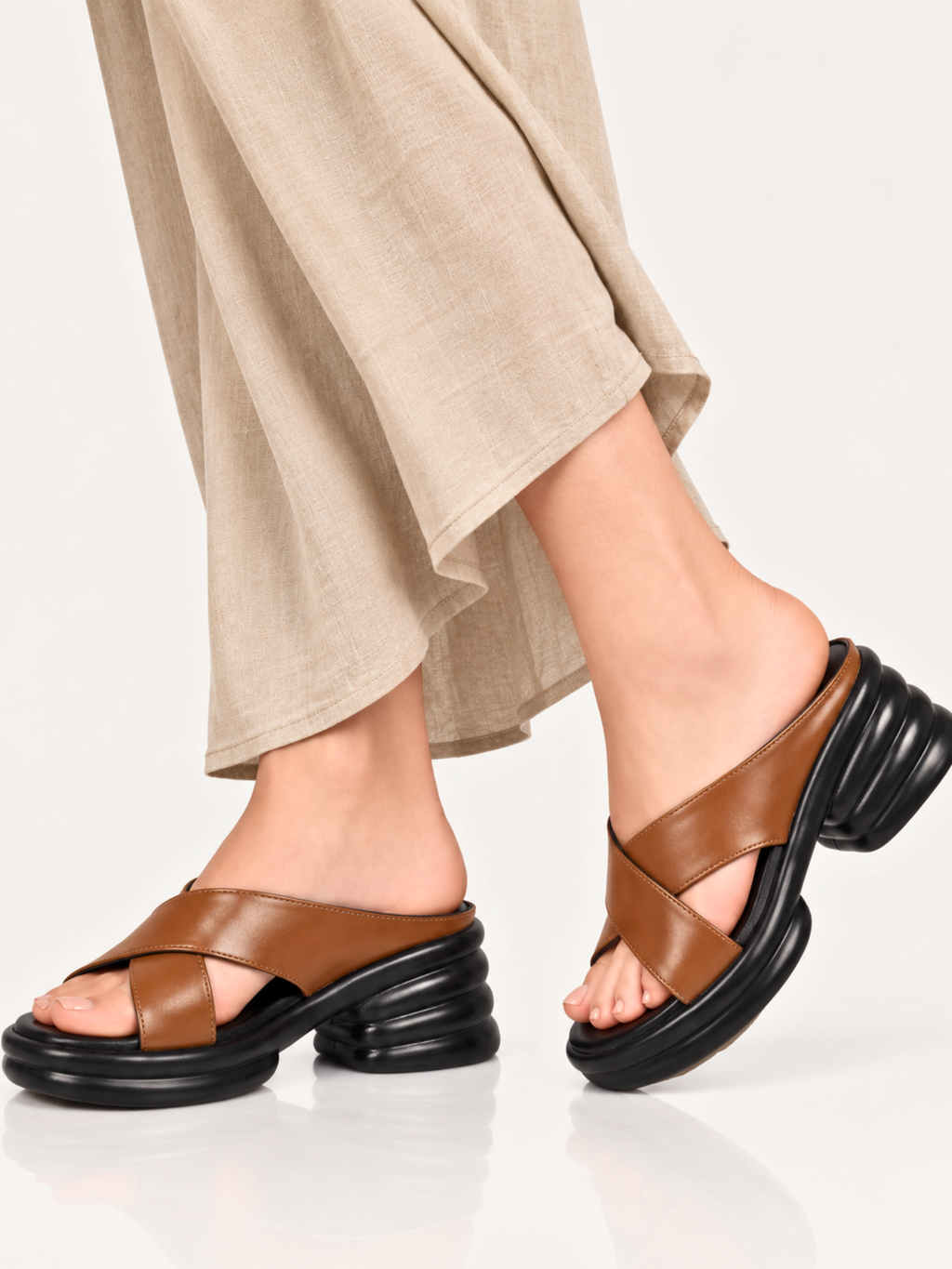Navy Criss-Cross Platforms 4070 M