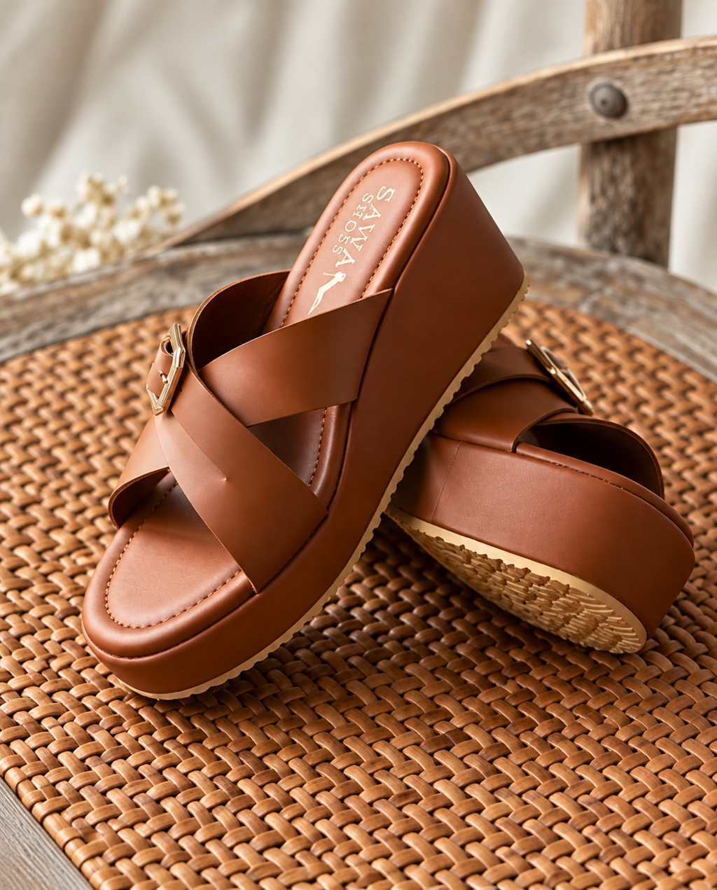 Tan cross strap wedges W739br