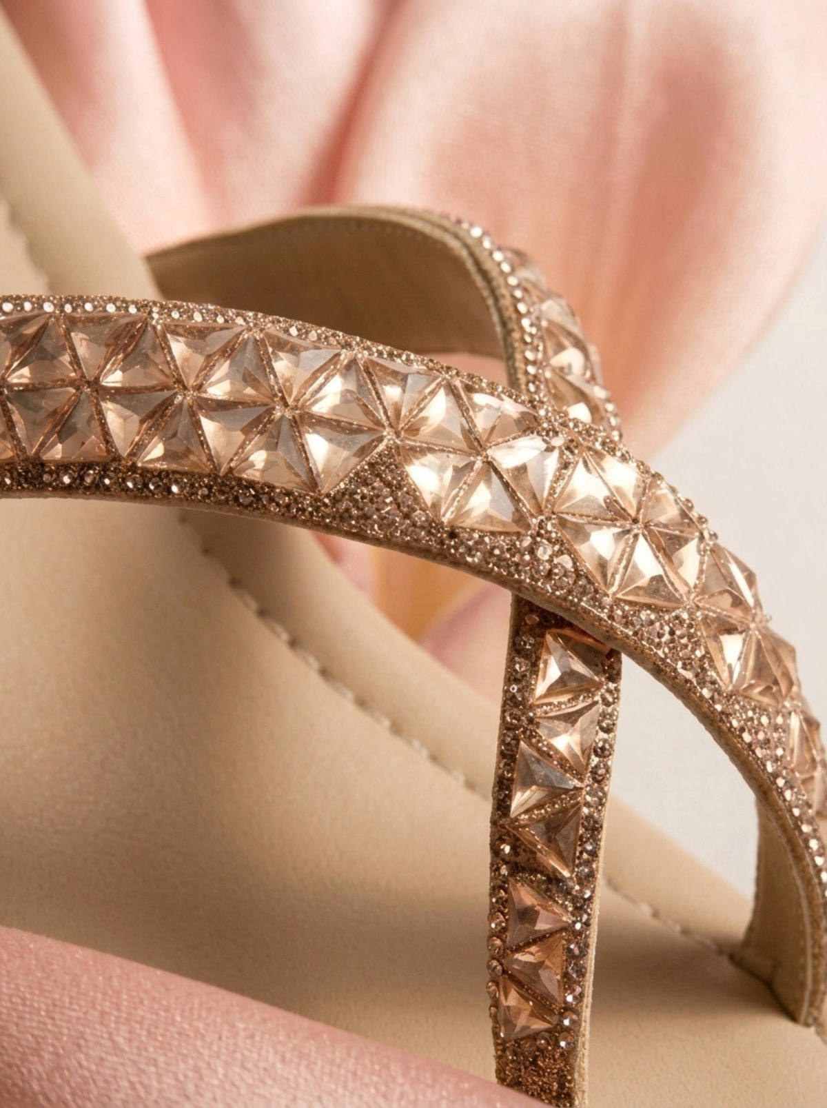 Crystal-Embellished Wedge Flip-Flop 5897 G