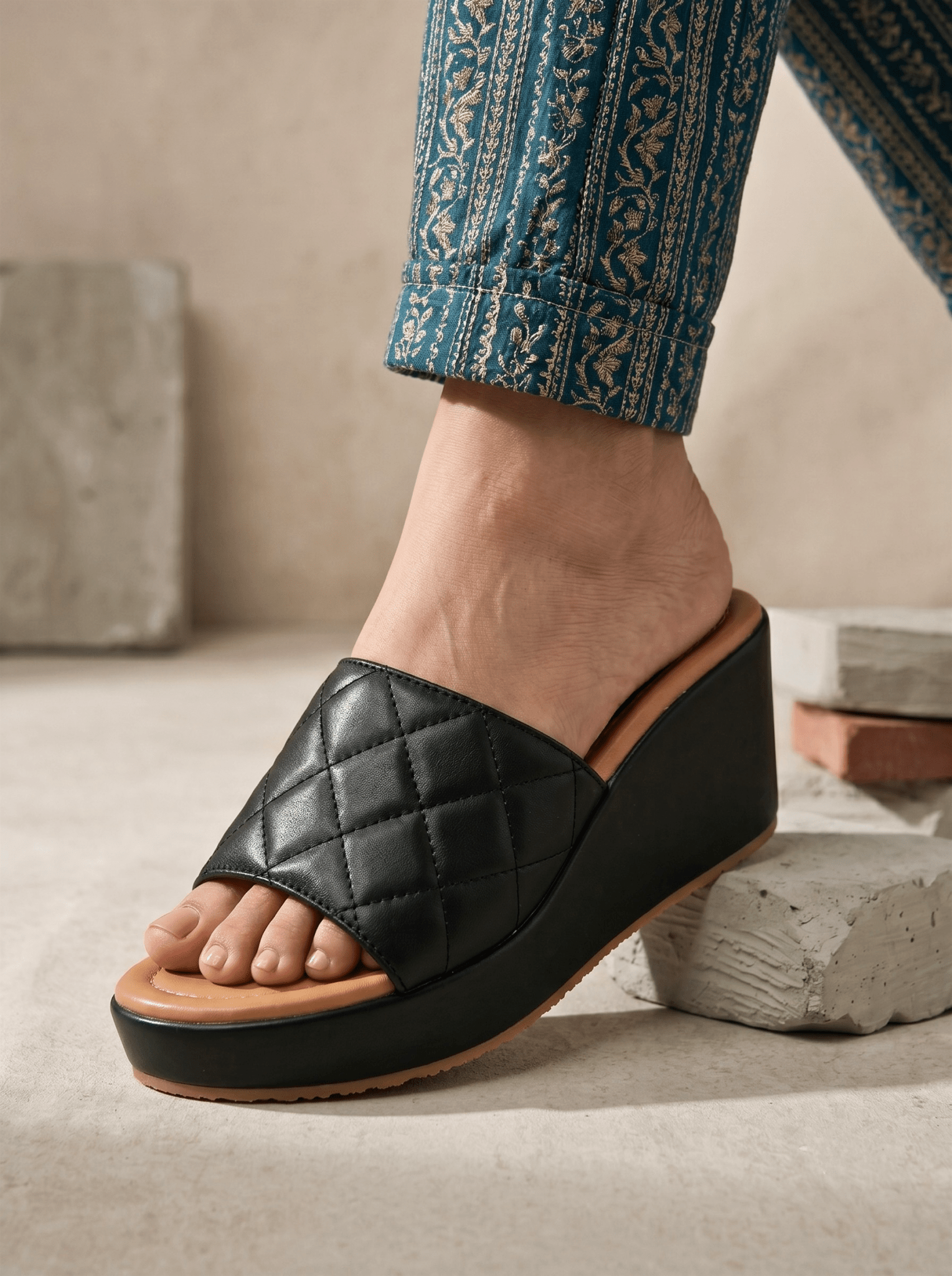 BLACK CASUAL WEDGES 741 BK - Sawa.pkWomen footwear shoes affordable