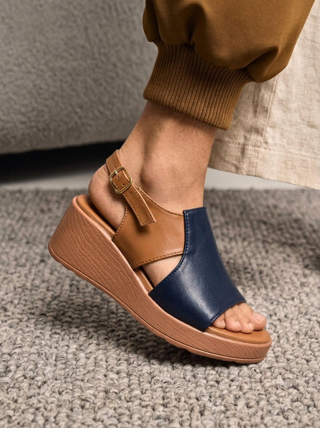 Navy & Tan Wedge Sandals B77 bl