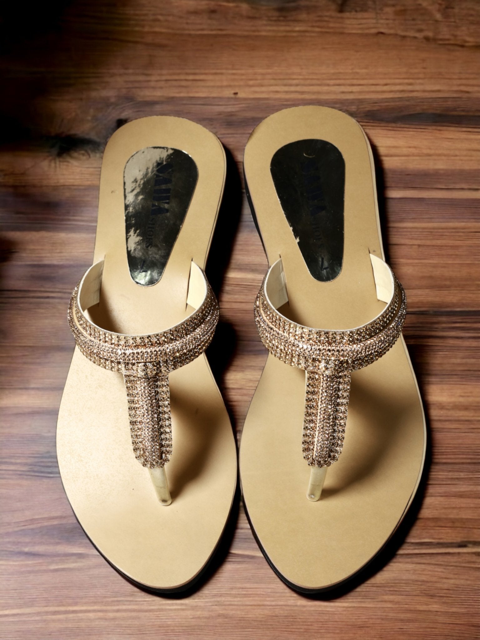 305 G - Sawa.pkWomen #footwear #shoes #affordable