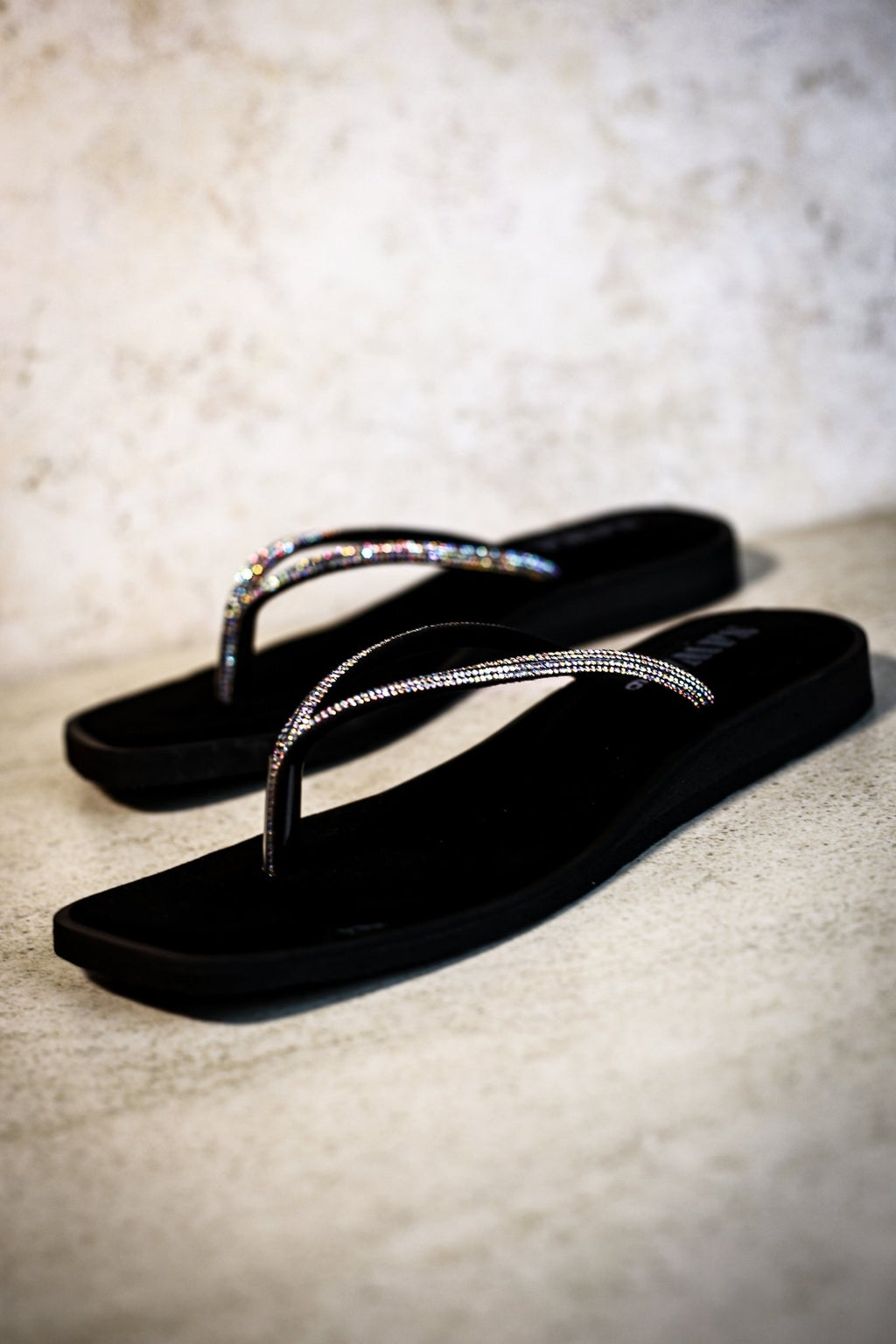 326 BK - Sawa.pkWomen #footwear #shoes #affordable